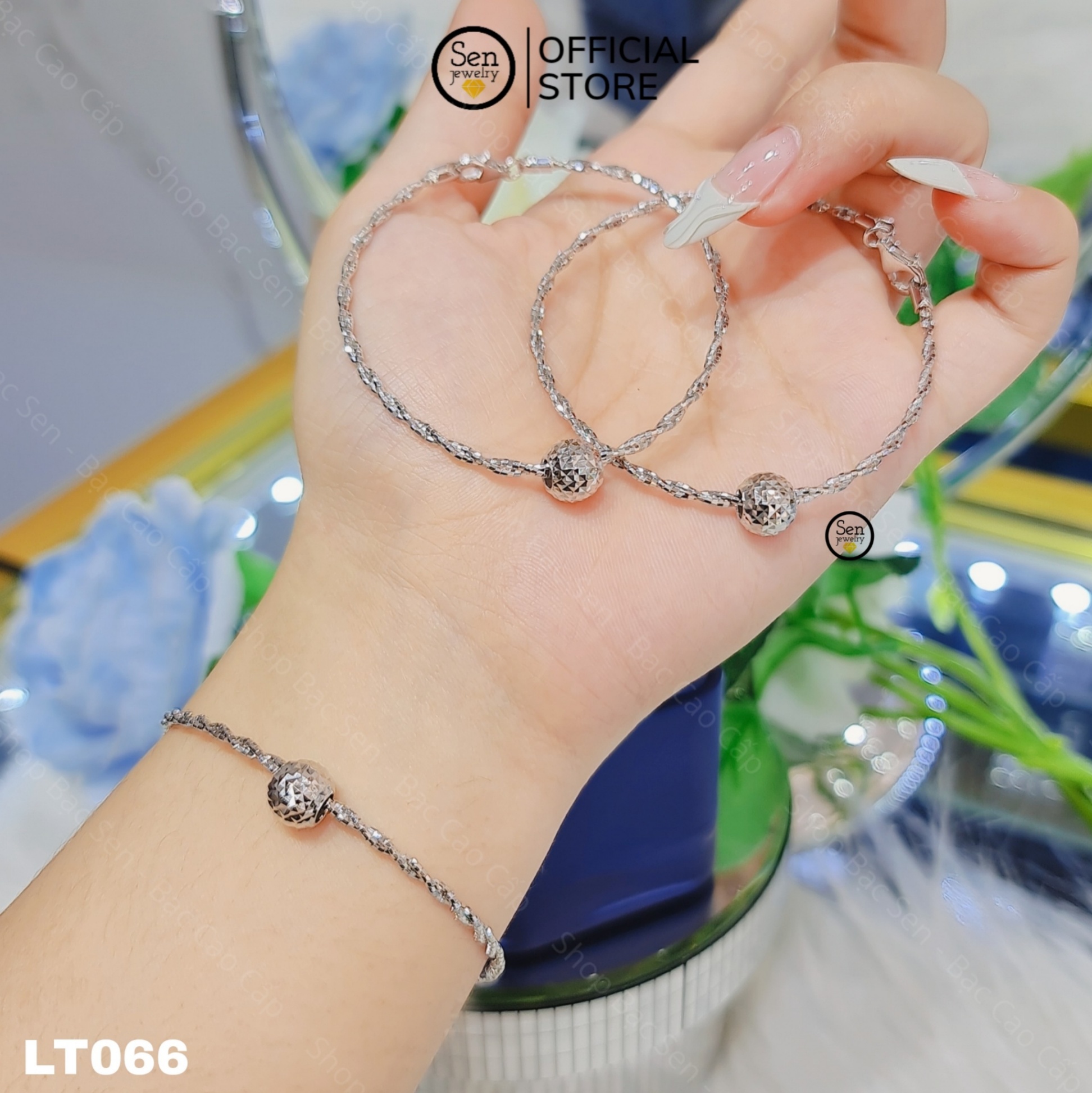 LẮC TAY XOẮN CHARM BI TRÒN