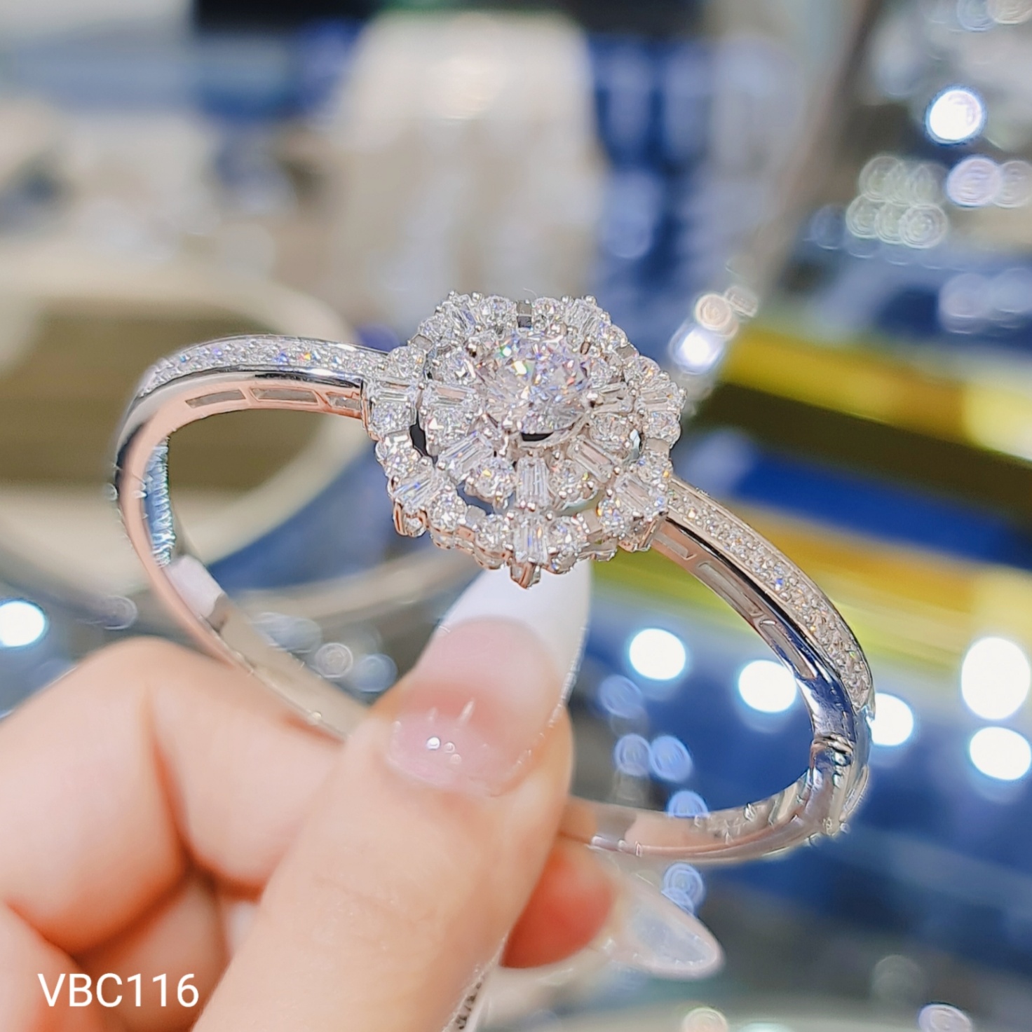 VÒNG TAY HOA 1 ĐAI BARGET CHỦ 7LI