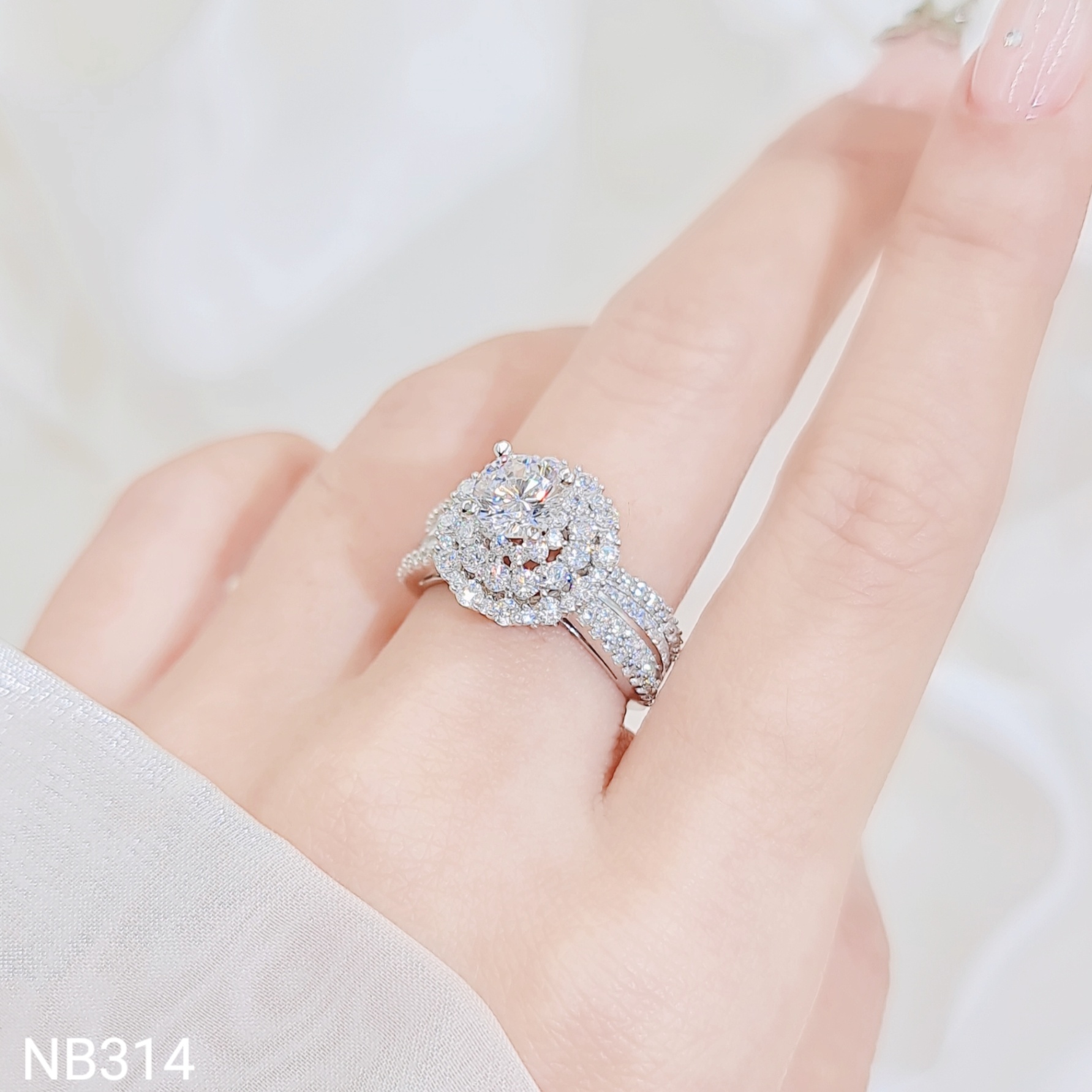 NHẪN TRÒN TẤM CHỦ 6LI