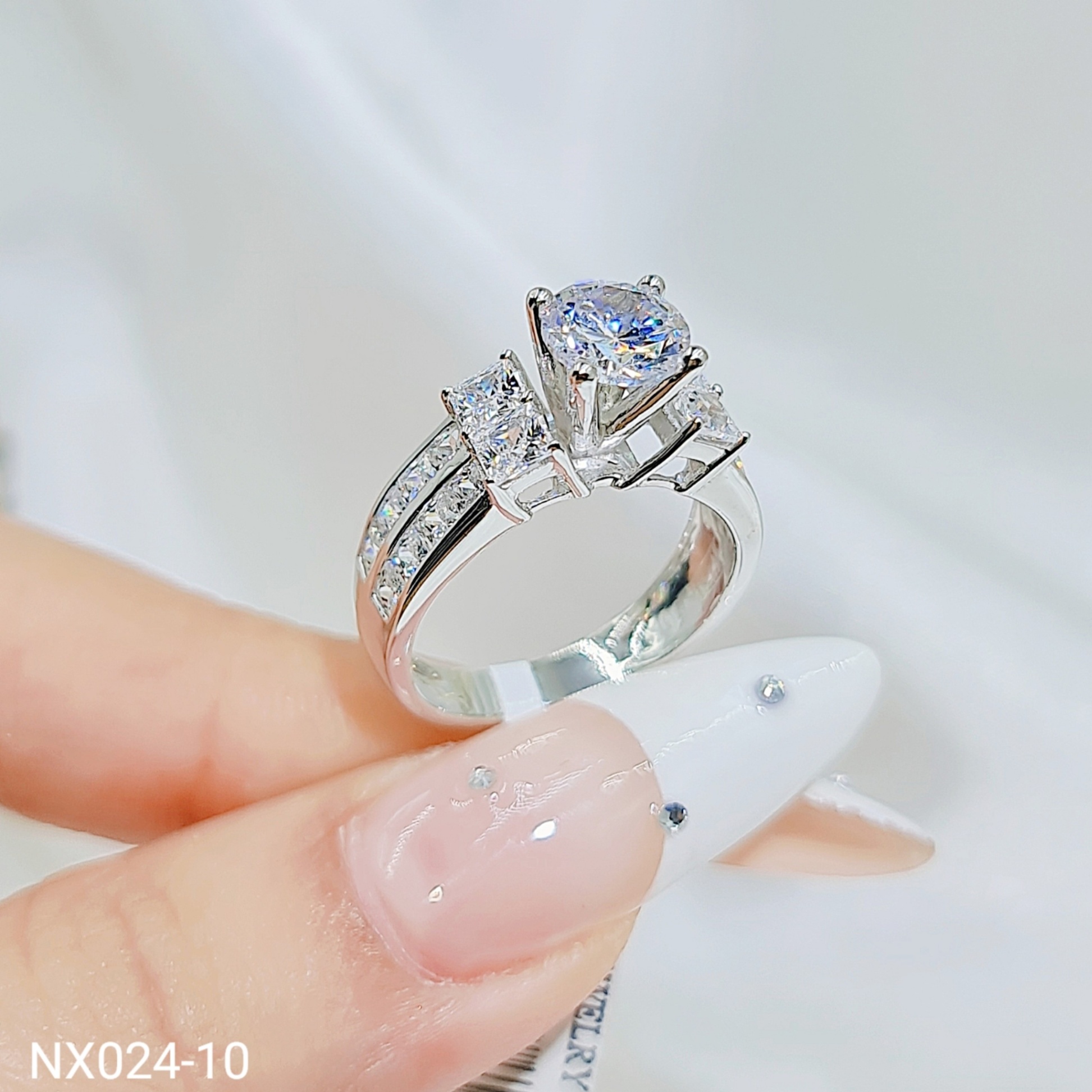 NHẪN 1H ĐAI EMERALD