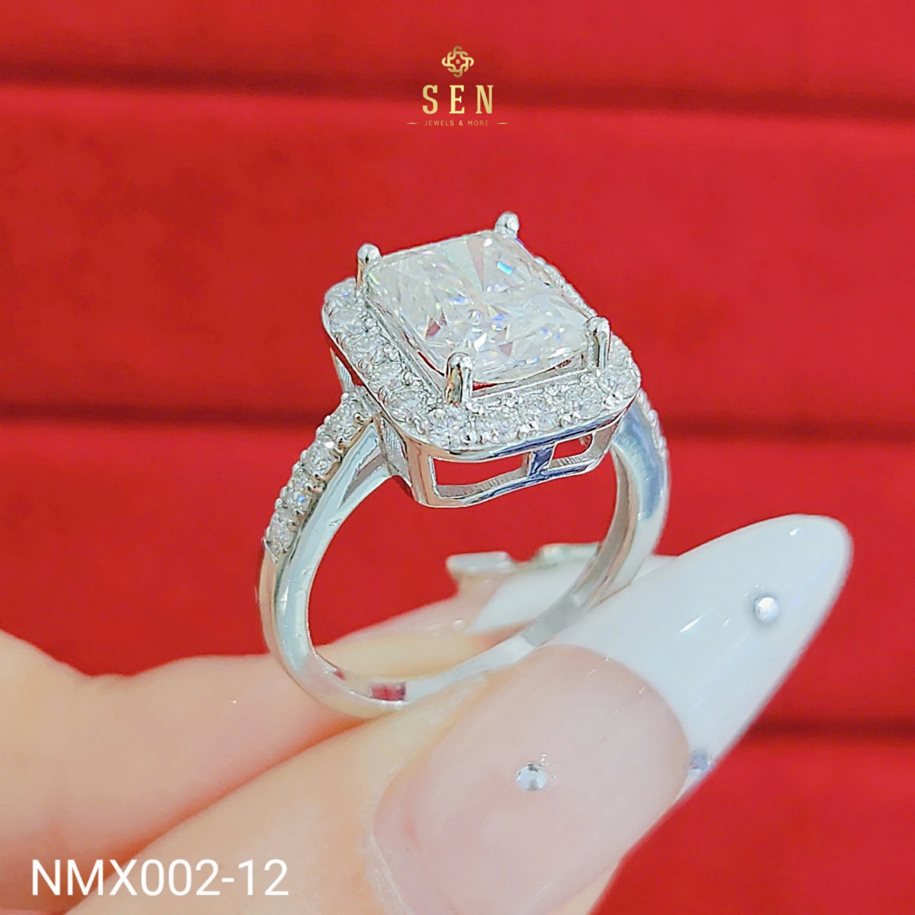 NHẪN MOIS CHỦ 7X9X4 NMX002-12