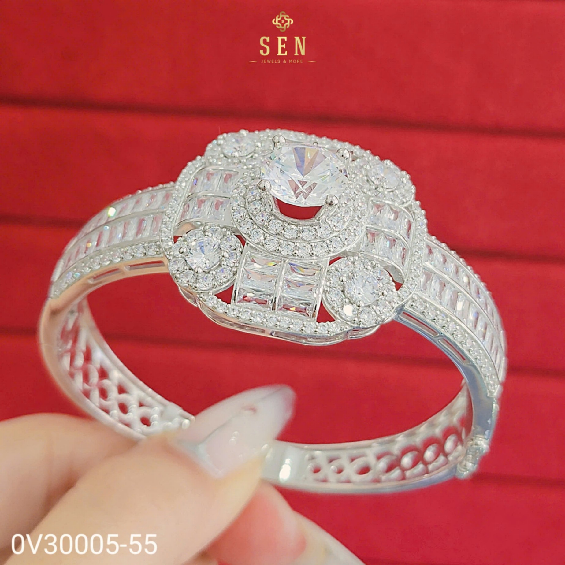 VÒNG TAY VUÔNG BARGET CAO CẤP-55