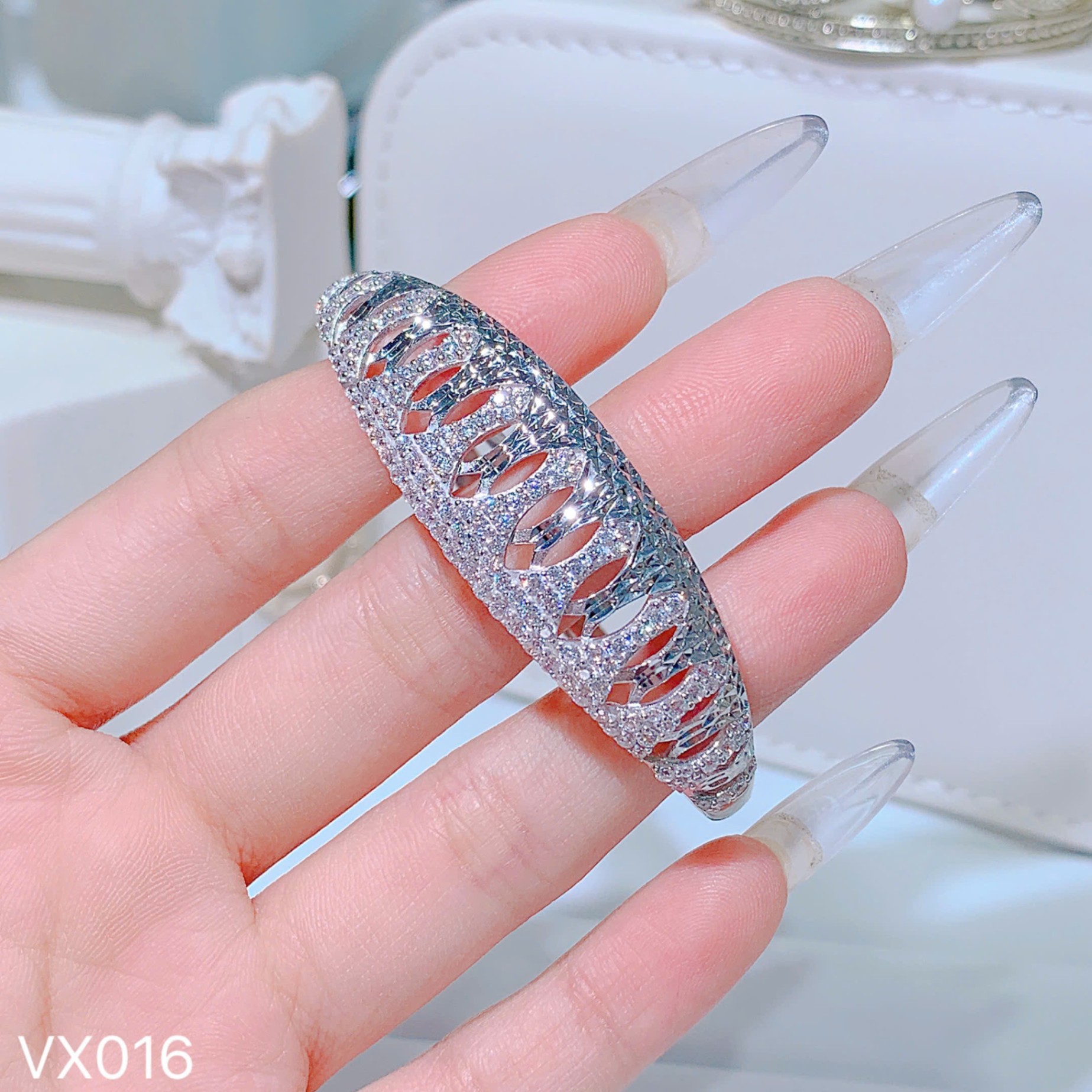 VÒNG TAY CAO CẤP VX016-52