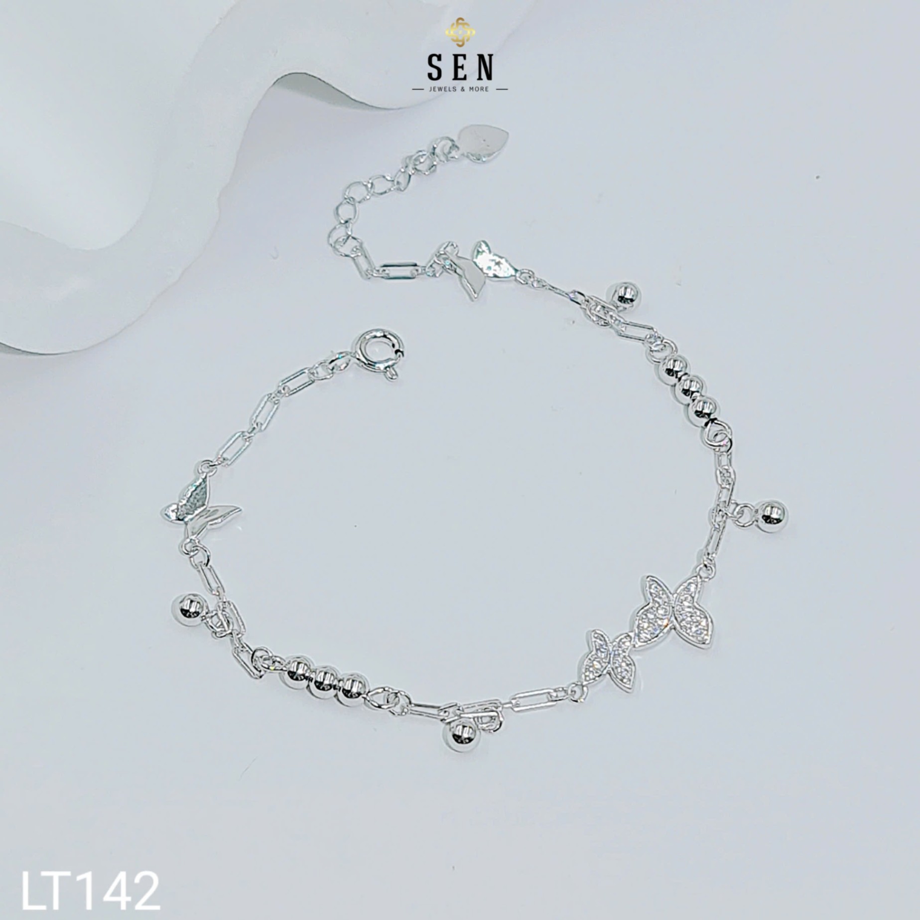 LẮC TAY XÍCH BƯƠM BƯỚM