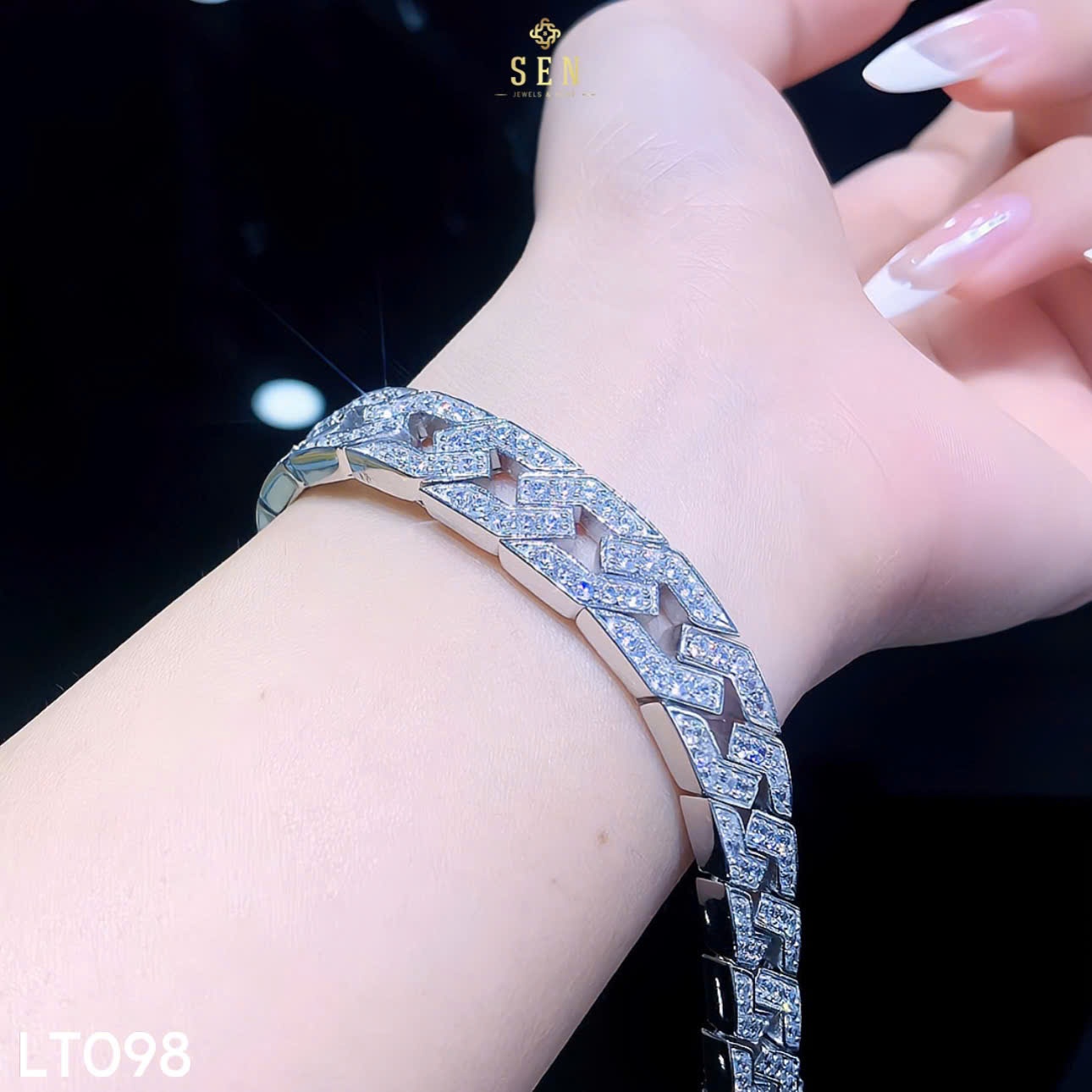 LẮC TAY MẮT XÍCH FULL ĐÁ TO CAO CẤP