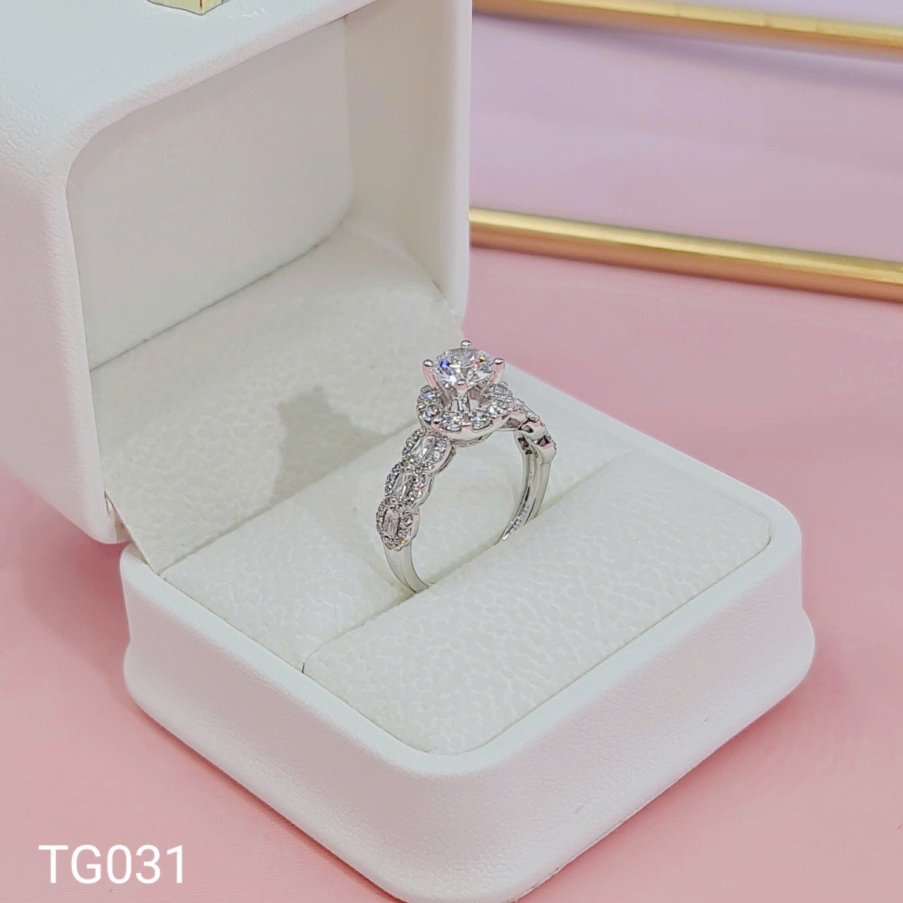 NHẪN TRÒN CHỦ 6LI3