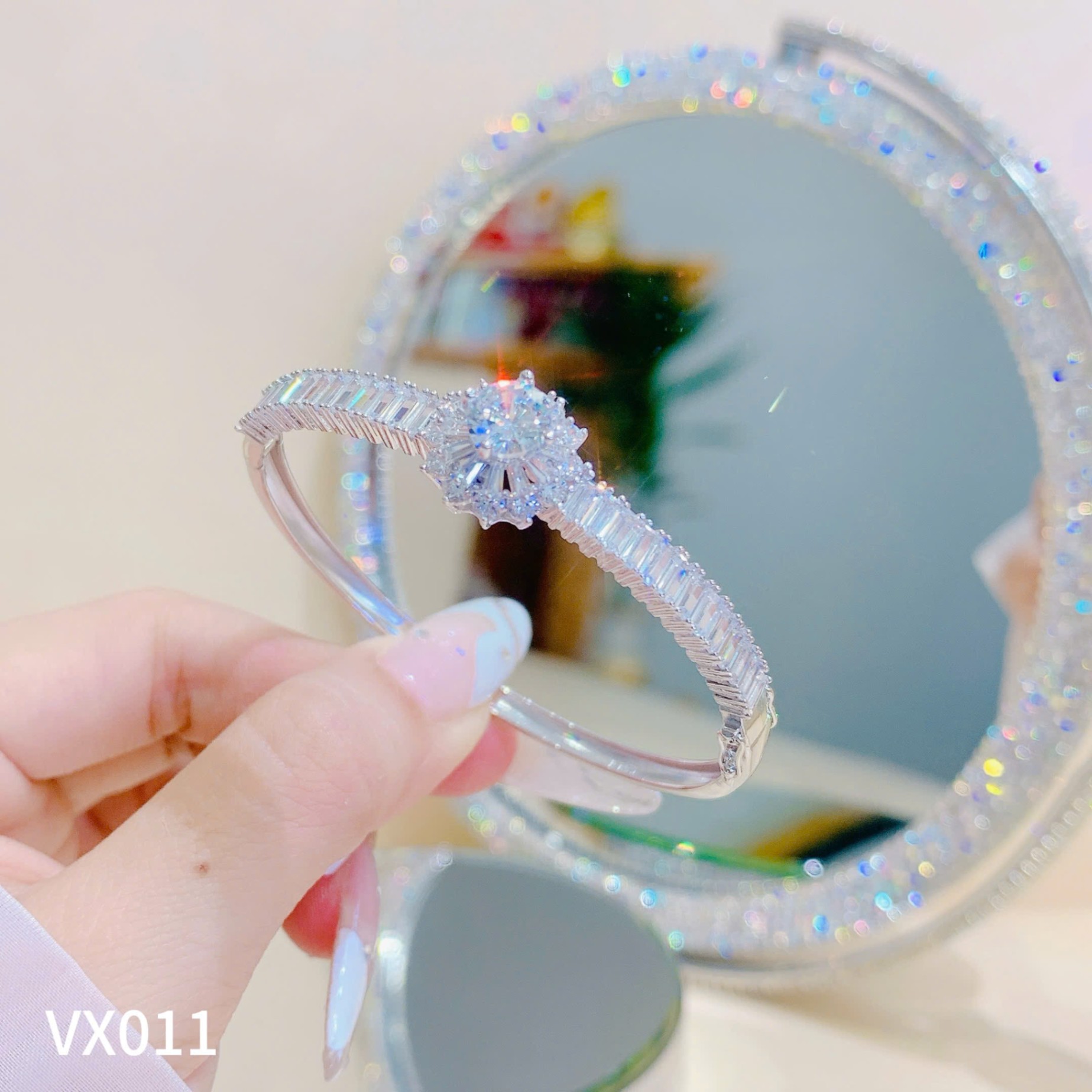 VÒNG TAY CAO CẤP VX011-52