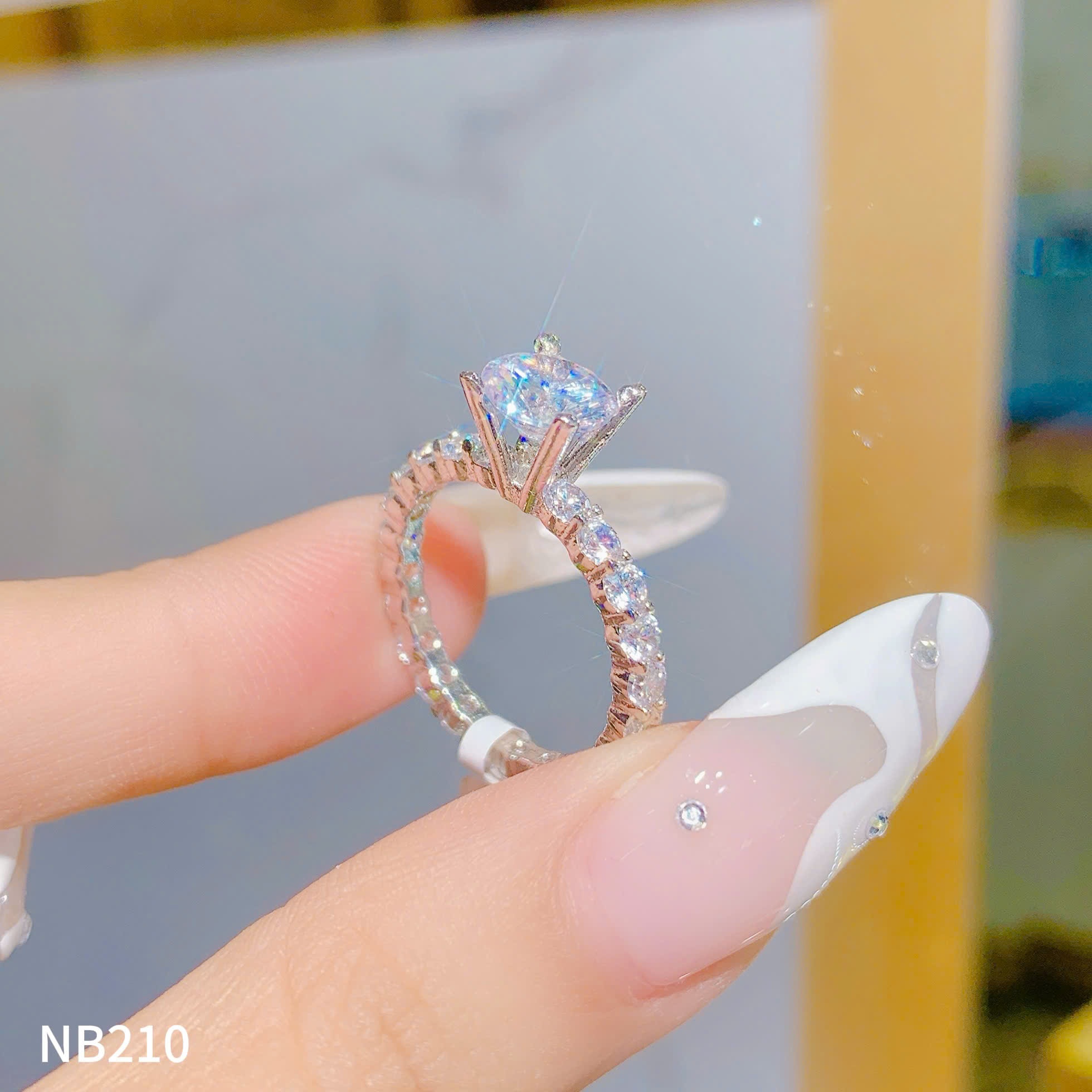 NHẪN FULL ĐÁ CHỦ 7LI