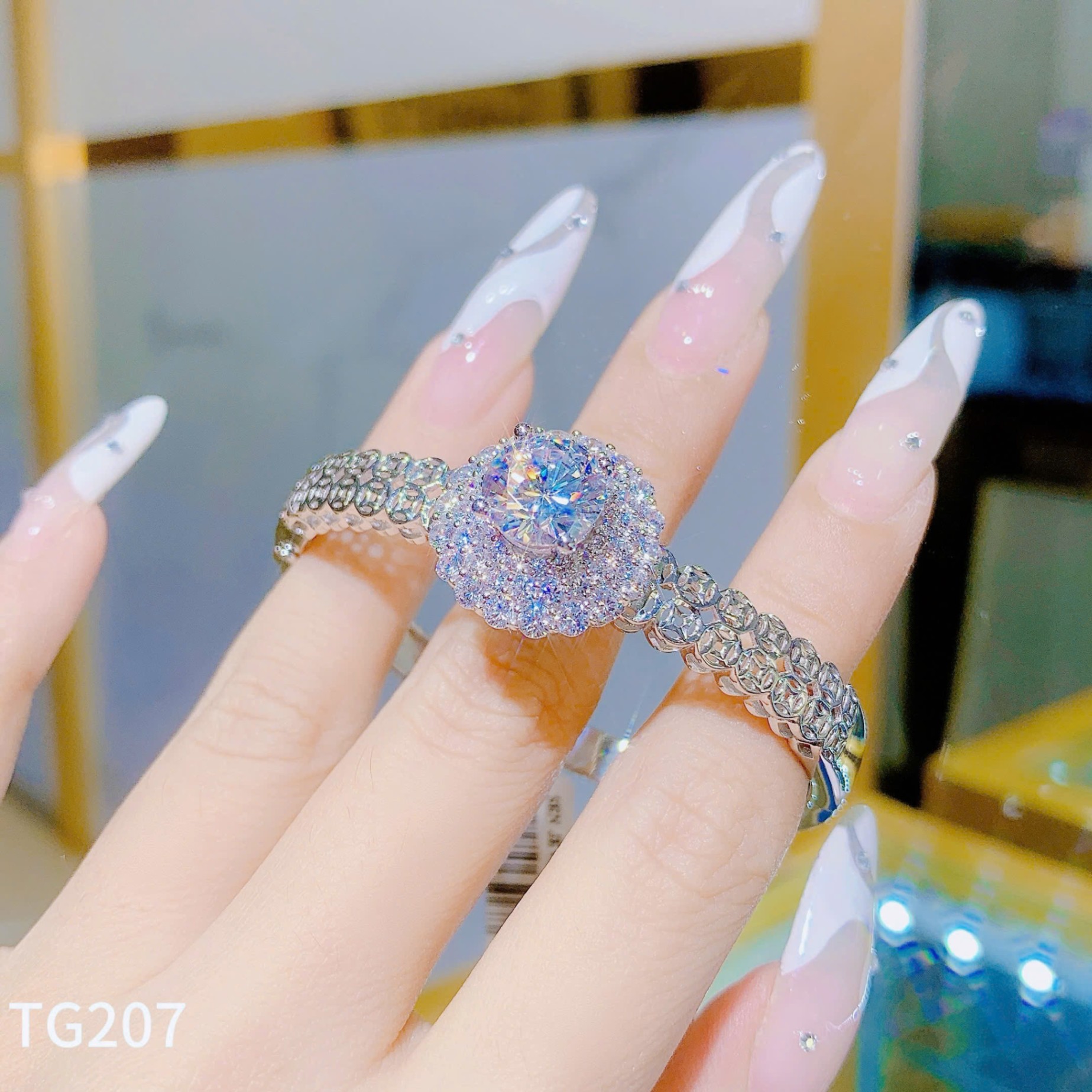 TG207-50- VÒNG HOA ĐAI KIM TIỀN CHỦ 9 LI 5