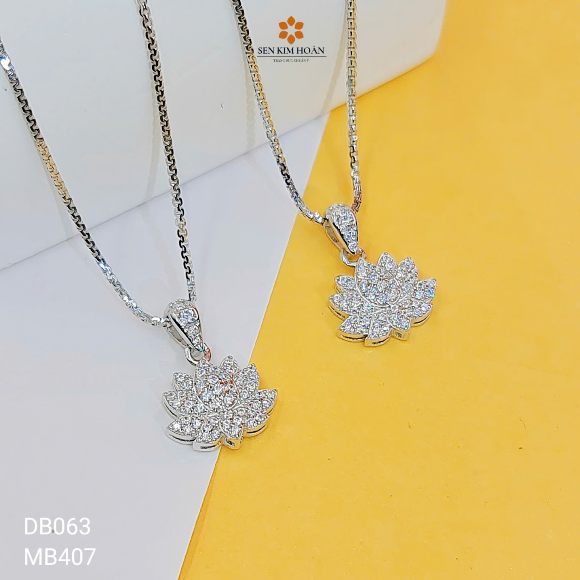 MẶT HOA SEN ĐAI GIỌT NƯỚC