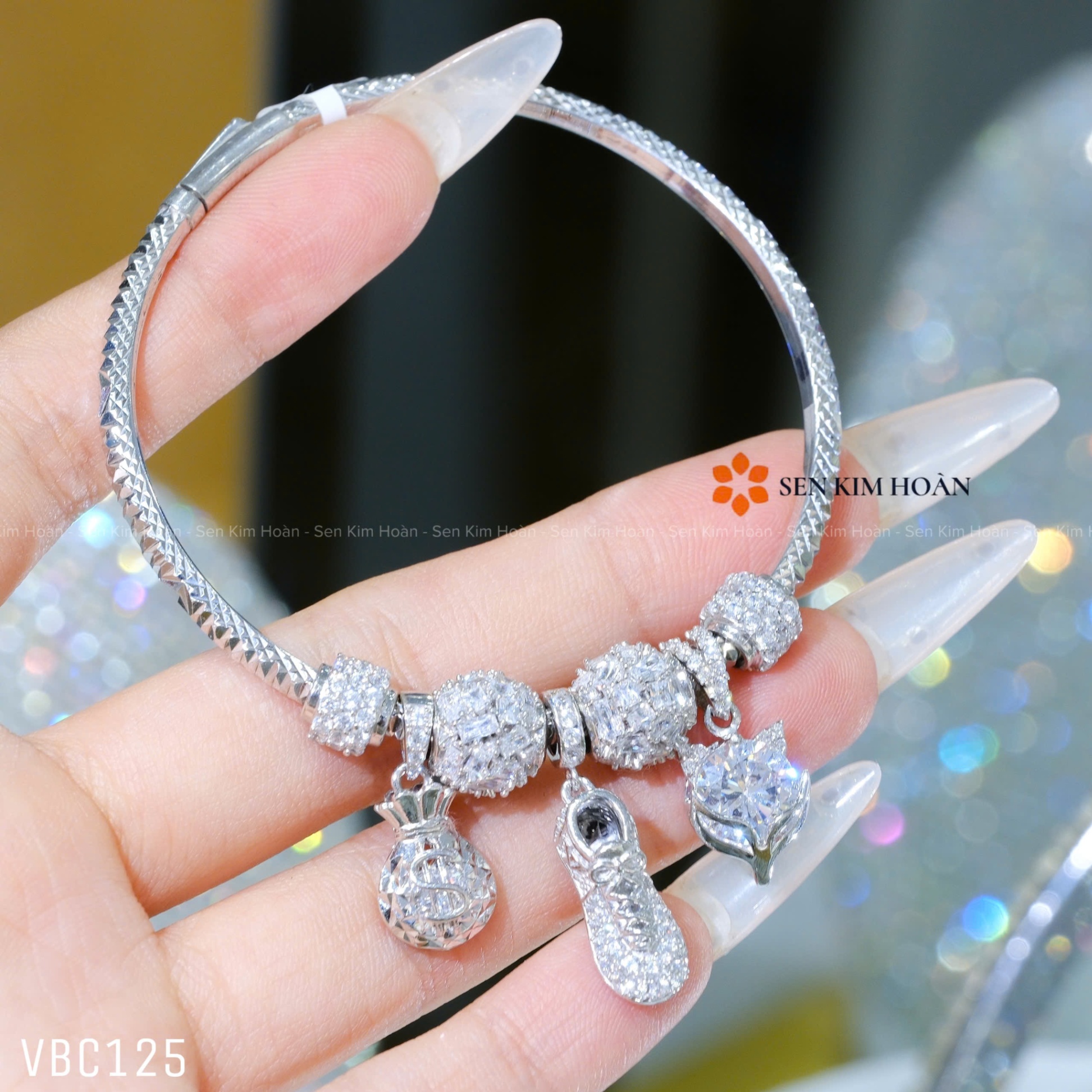 VÒNG TAY PAN GIÀY HỒ LY - 54