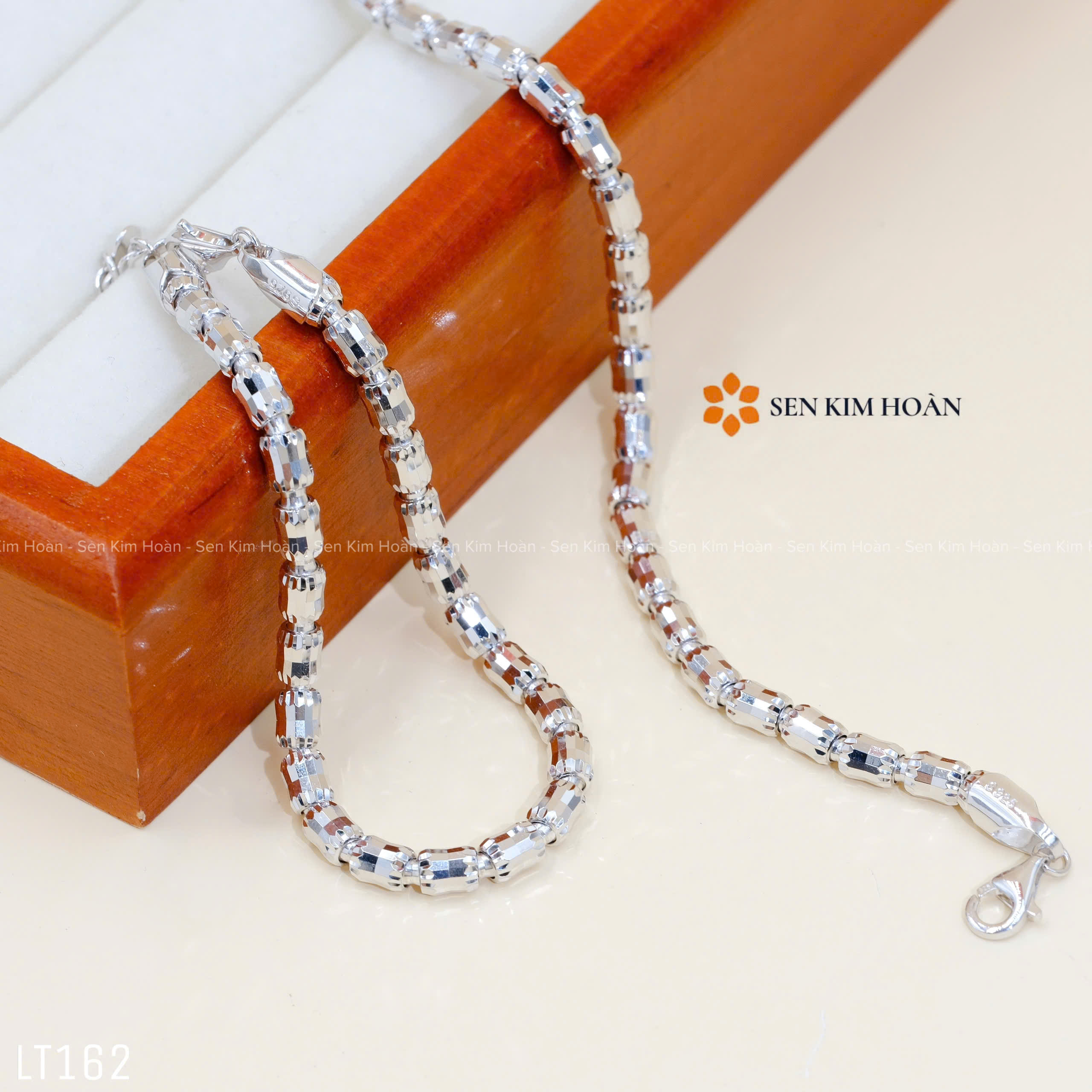 LẮC TAY BI TRỤ 4LI - 16.5