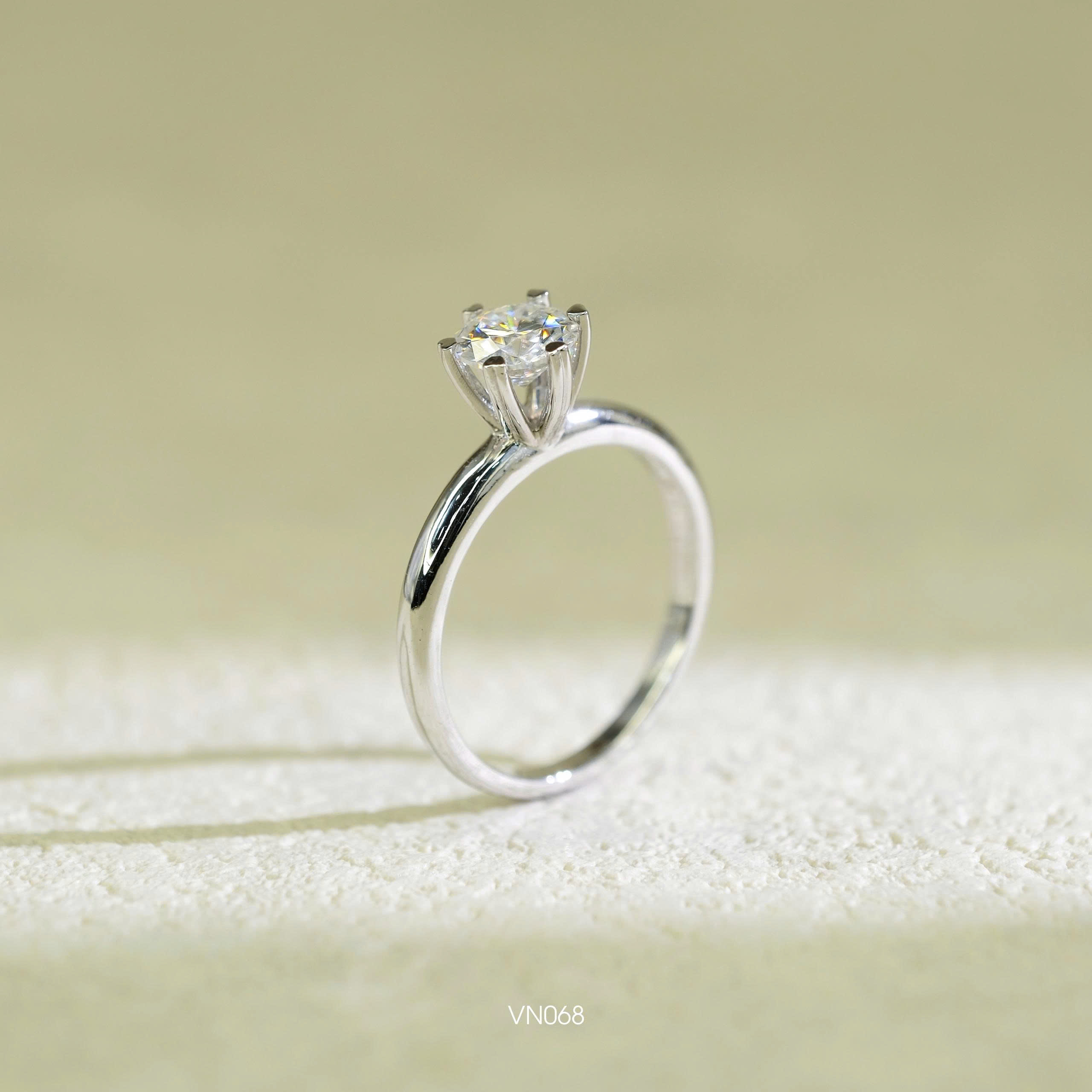 Nhẫn bạc chủ Moissanite 6li3 CCT - SKH VN068.CT5763