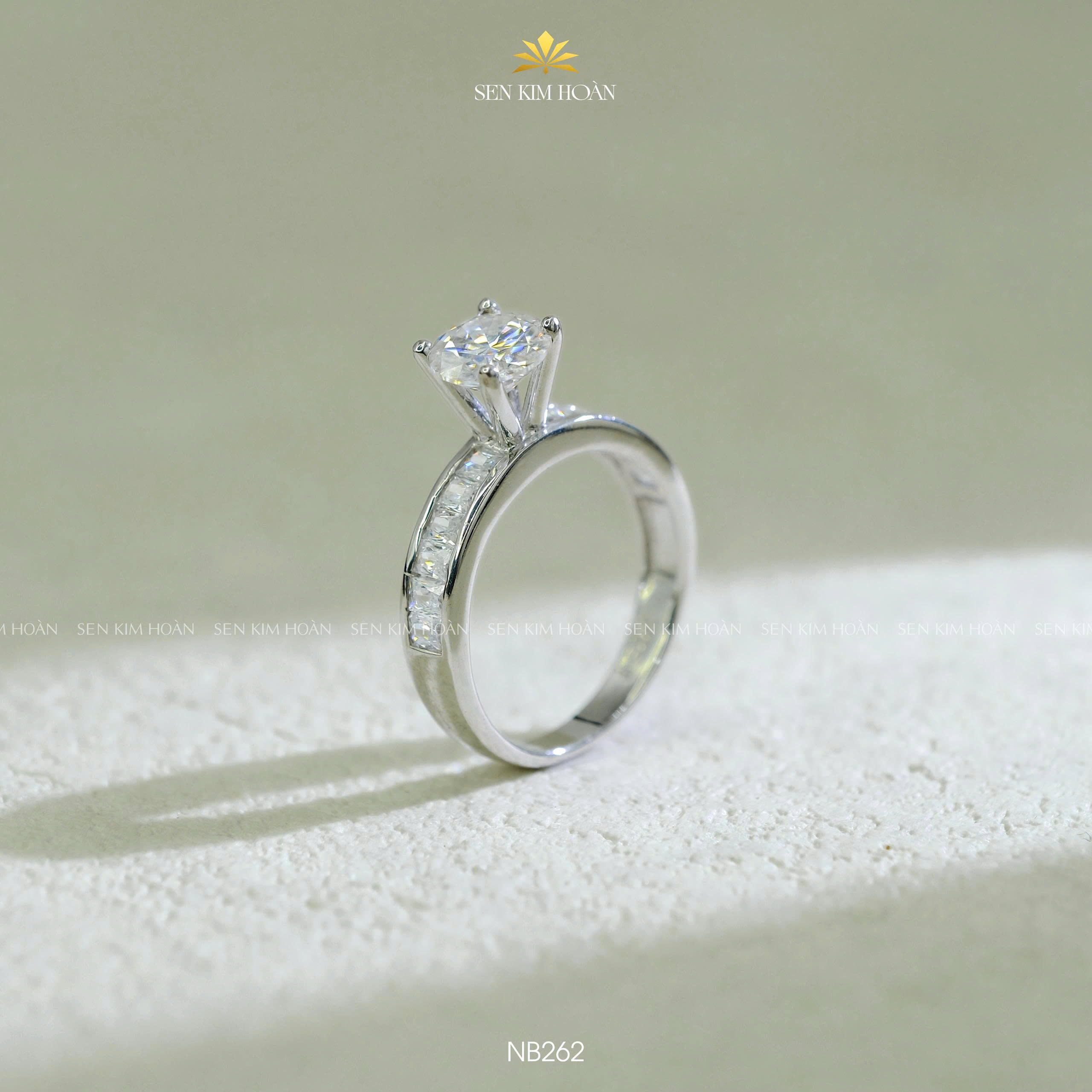 Nhẫn bạc chủ Moissanite 7li2 CCT - SKH NB262.CT5772