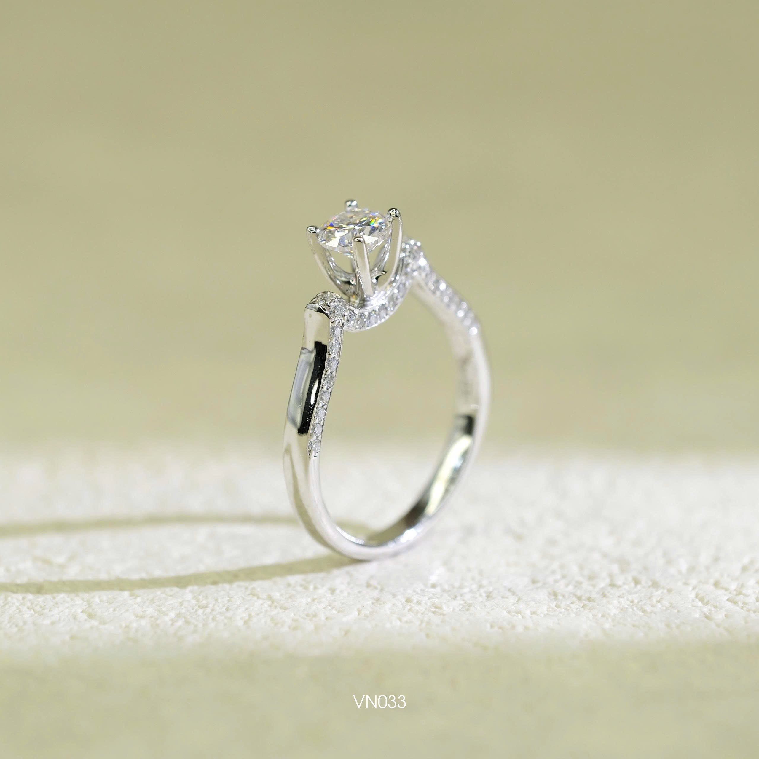 Nhẫn bạc chủ Moissanite 5li4 CCT - SKH VN033.CT5754