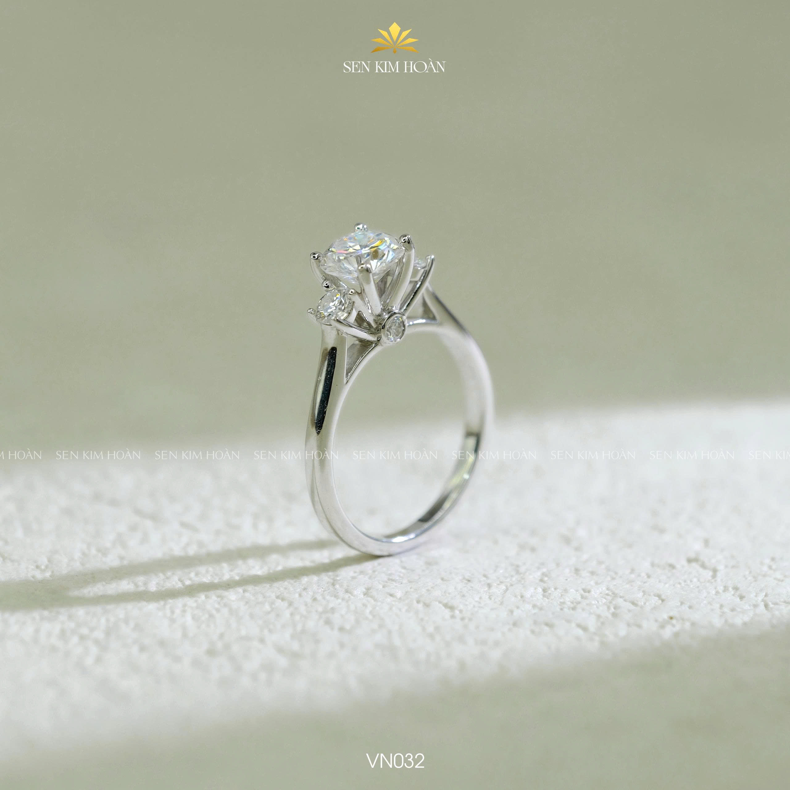 Nhẫn bạc chủ Moissanite 6li3 CCT - SKH VN032.CT5763