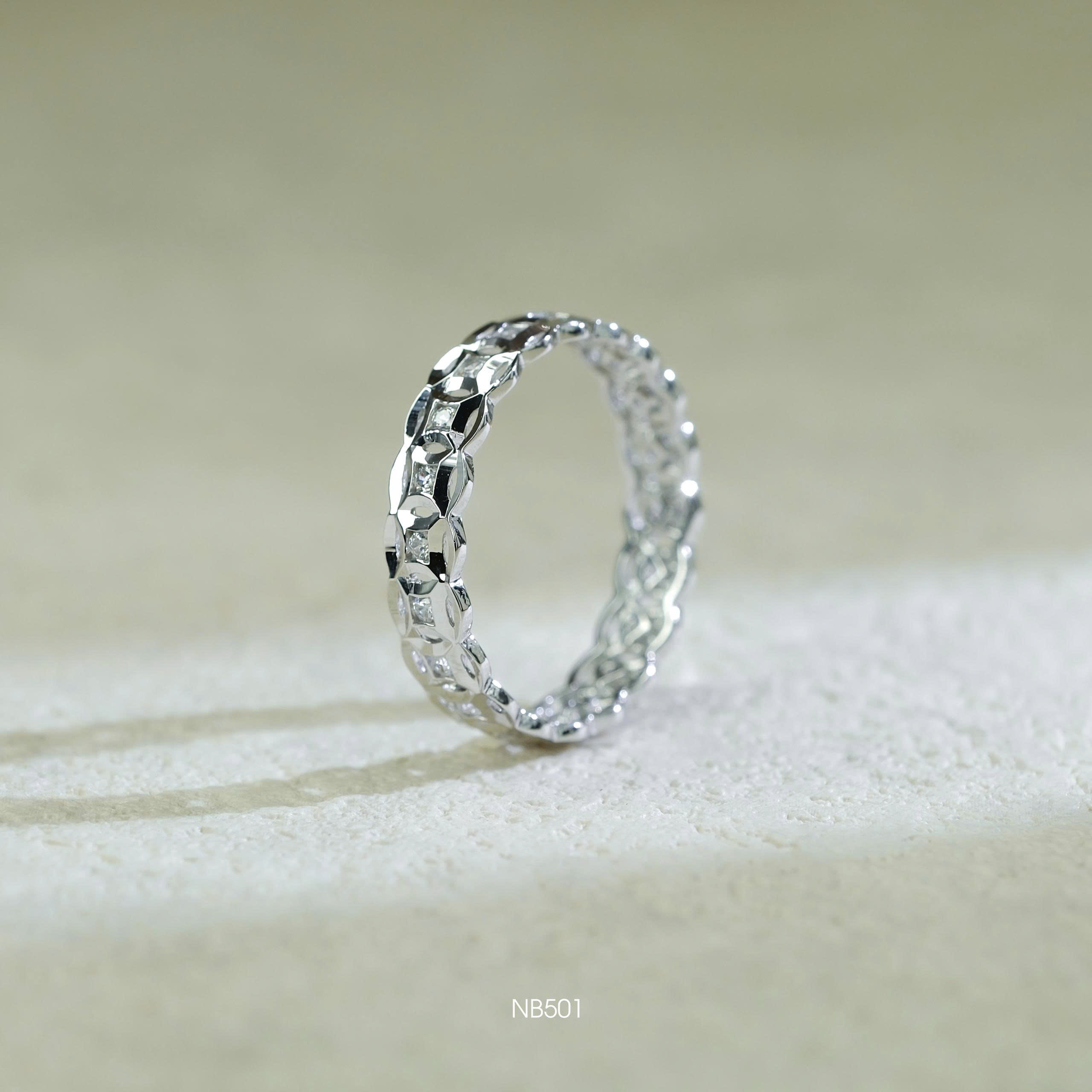 Nhẫn bạc đá CZ kim tiền bản 5li - SKH NB501