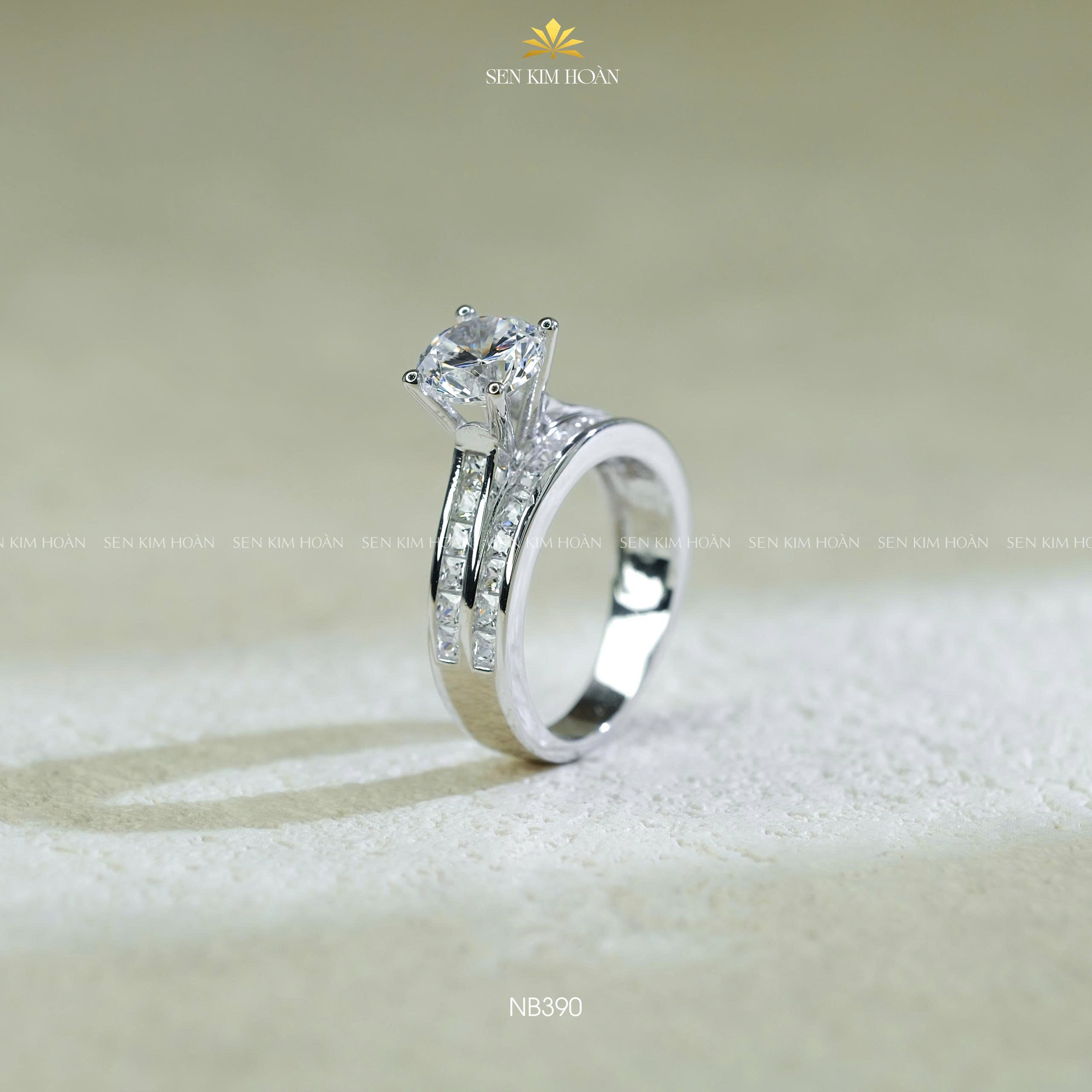 Nhẫn bạc chủ Moissanite 7li2 CCT - SKH NB390.CT5772