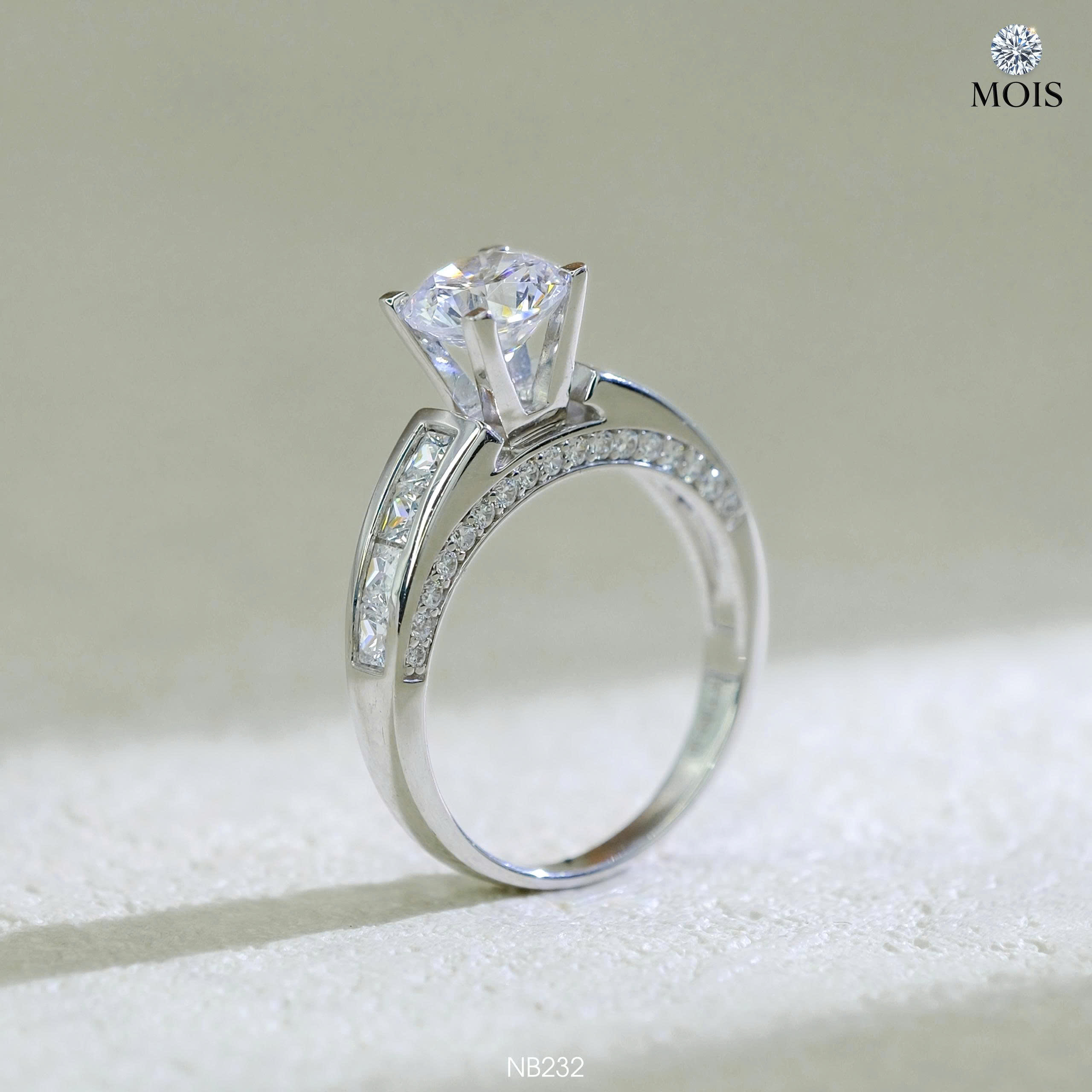 Nhẫn bạc chủ Moissanite 7li2 CCT - SKH NB232.CT5772
