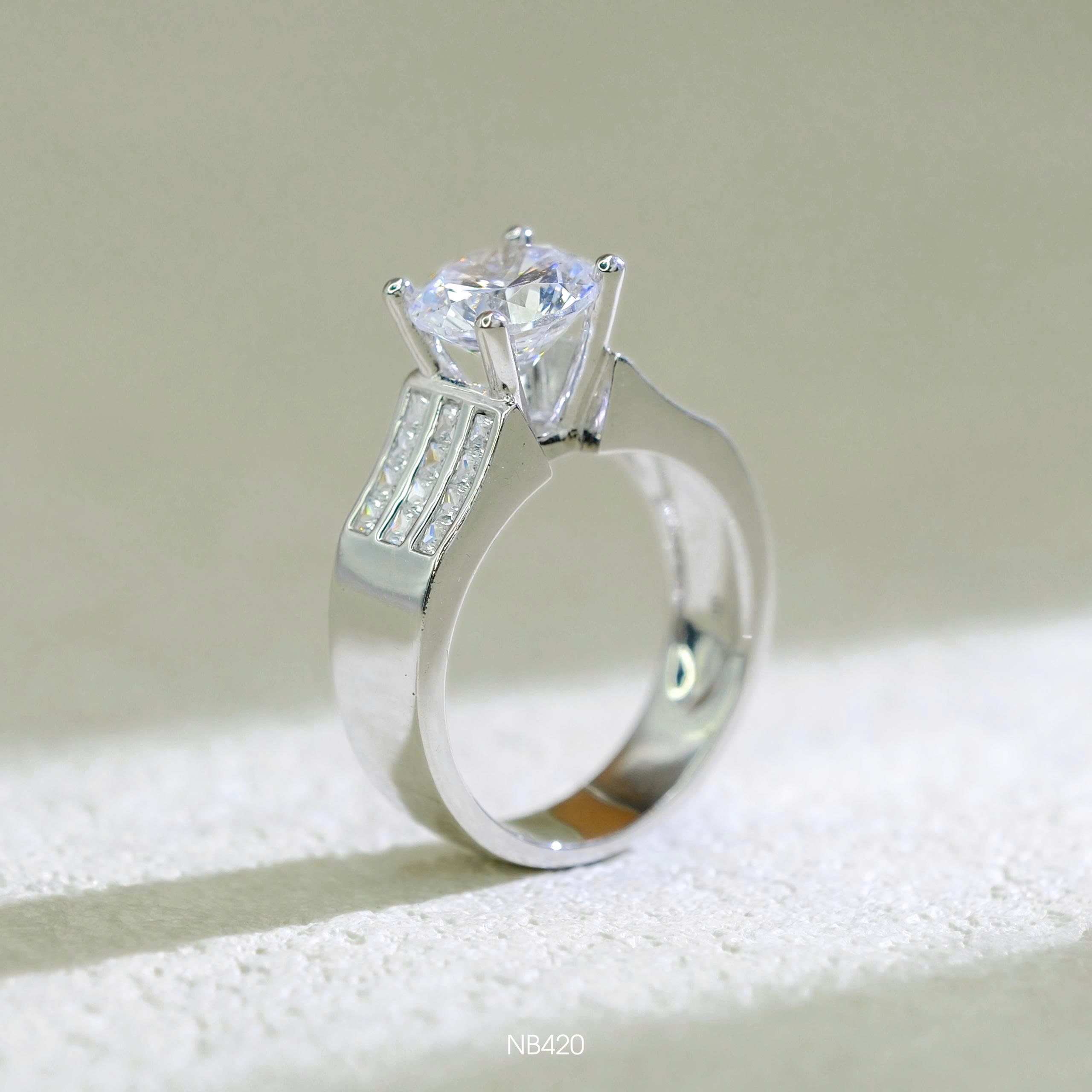 Nhẫn bạc đá CZ Emerald lùa chủ 8li5 - SKH NB420