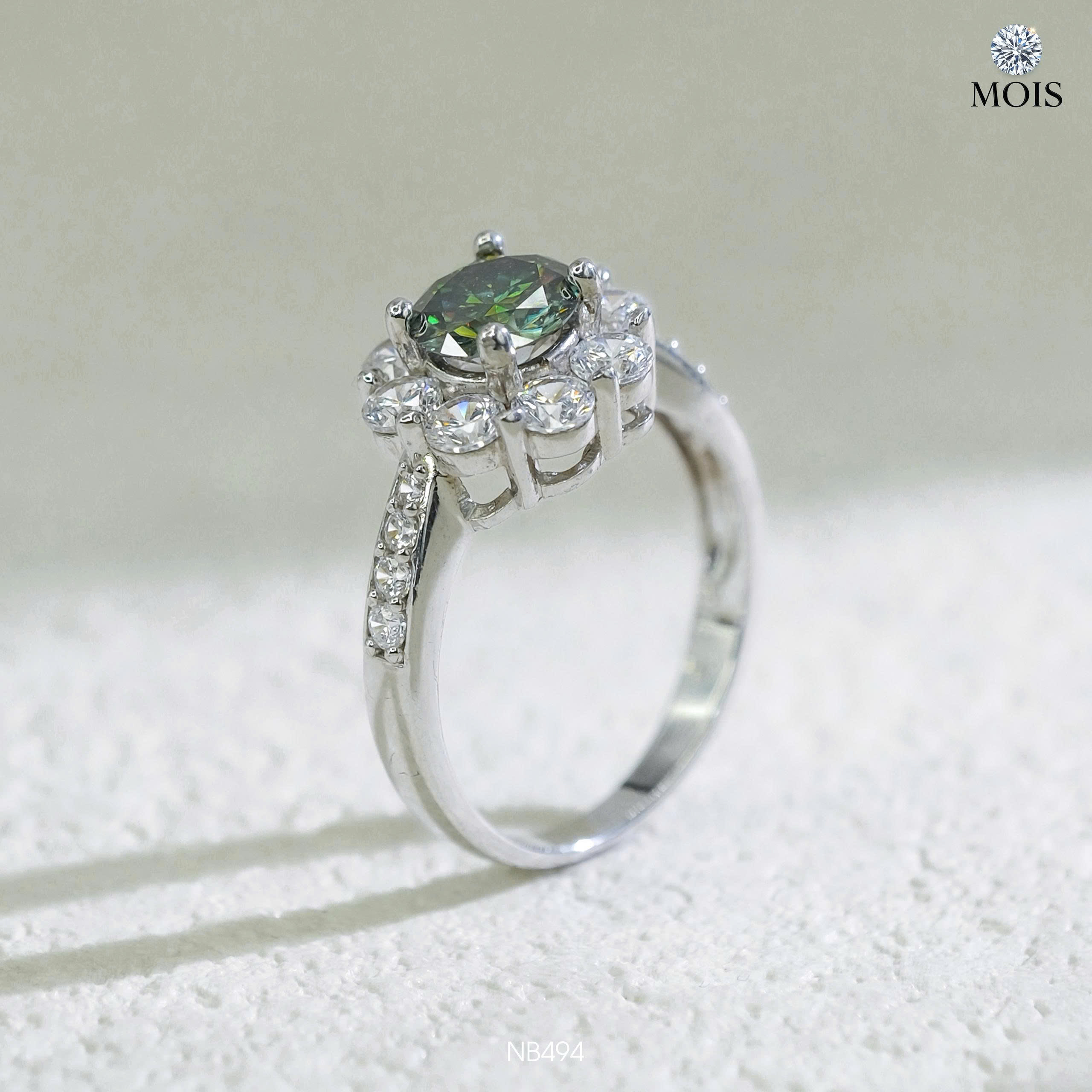 Nhẫn bạc chủ Moissanite xanh 6li5 CCT - SKH NB494.CXL5765