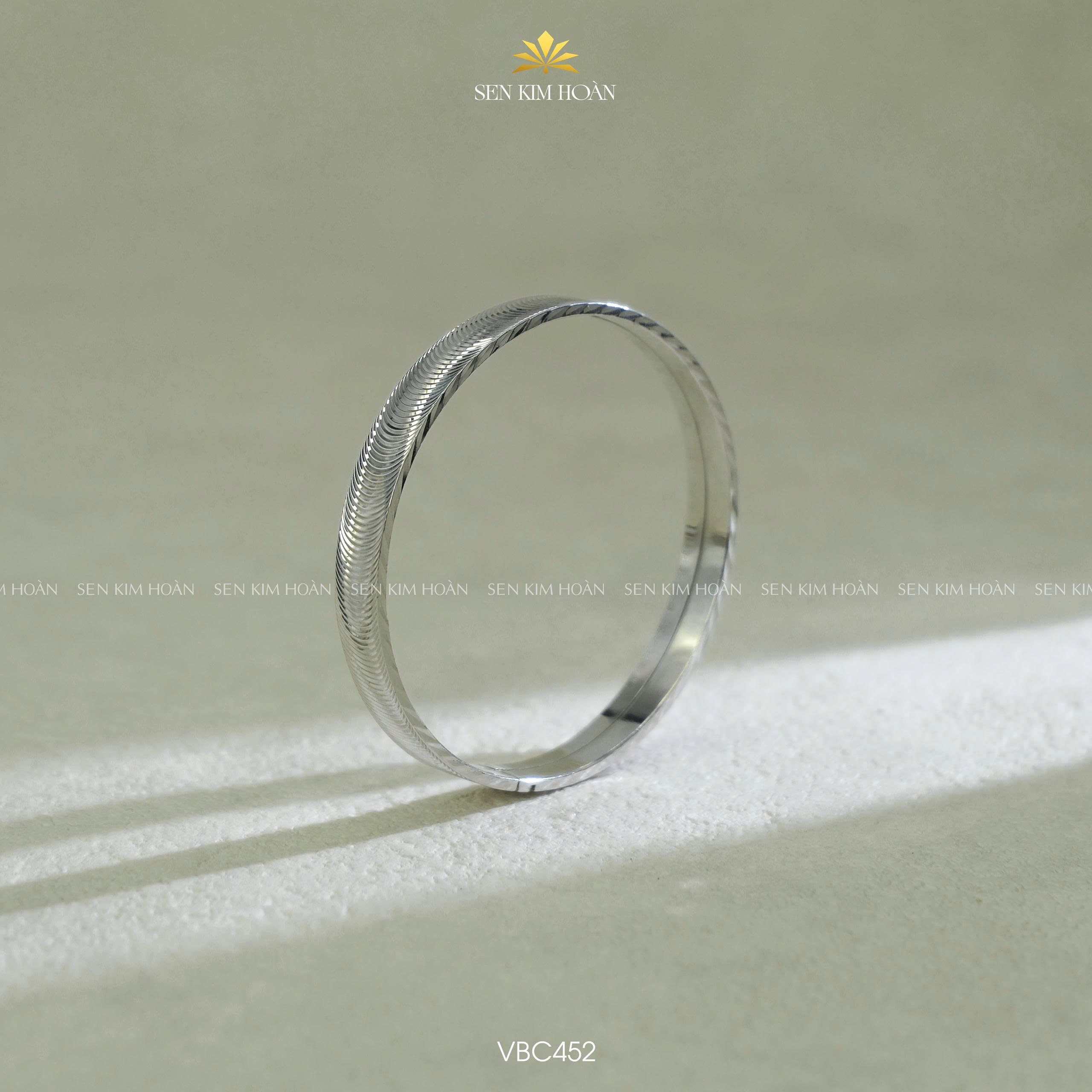 Vòng bạc mắt mèo (khóa Ximen) - SKH VBC452