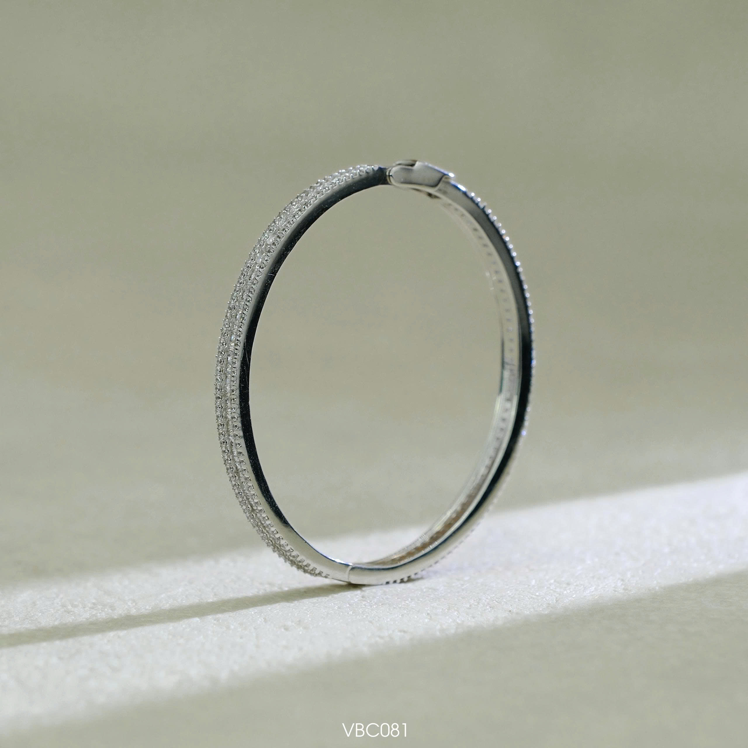 Vòng bạc đá CZ tấm - SKH VBC081