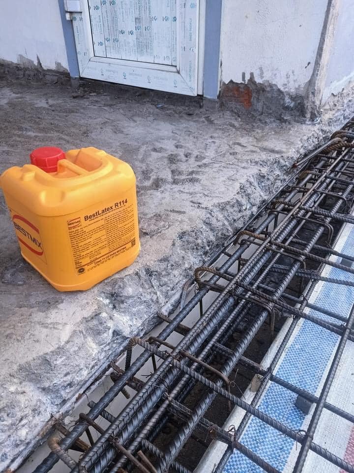Can 5 Lít Phụ Gia Chống Thấm BestLatex R114 Và Tác Nhân Kết Nối Cho Vữa và Bê Tông