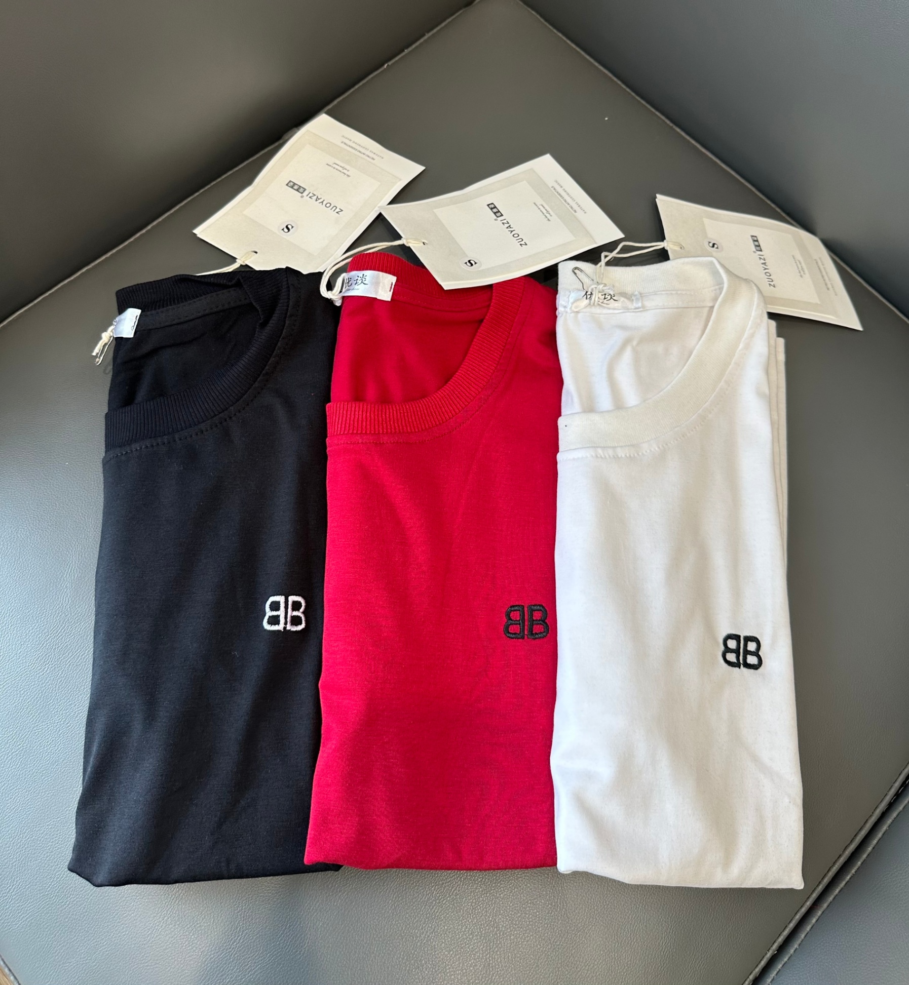 SET 3 ÁO PHÔNG COTTON THÊU CHỮ B