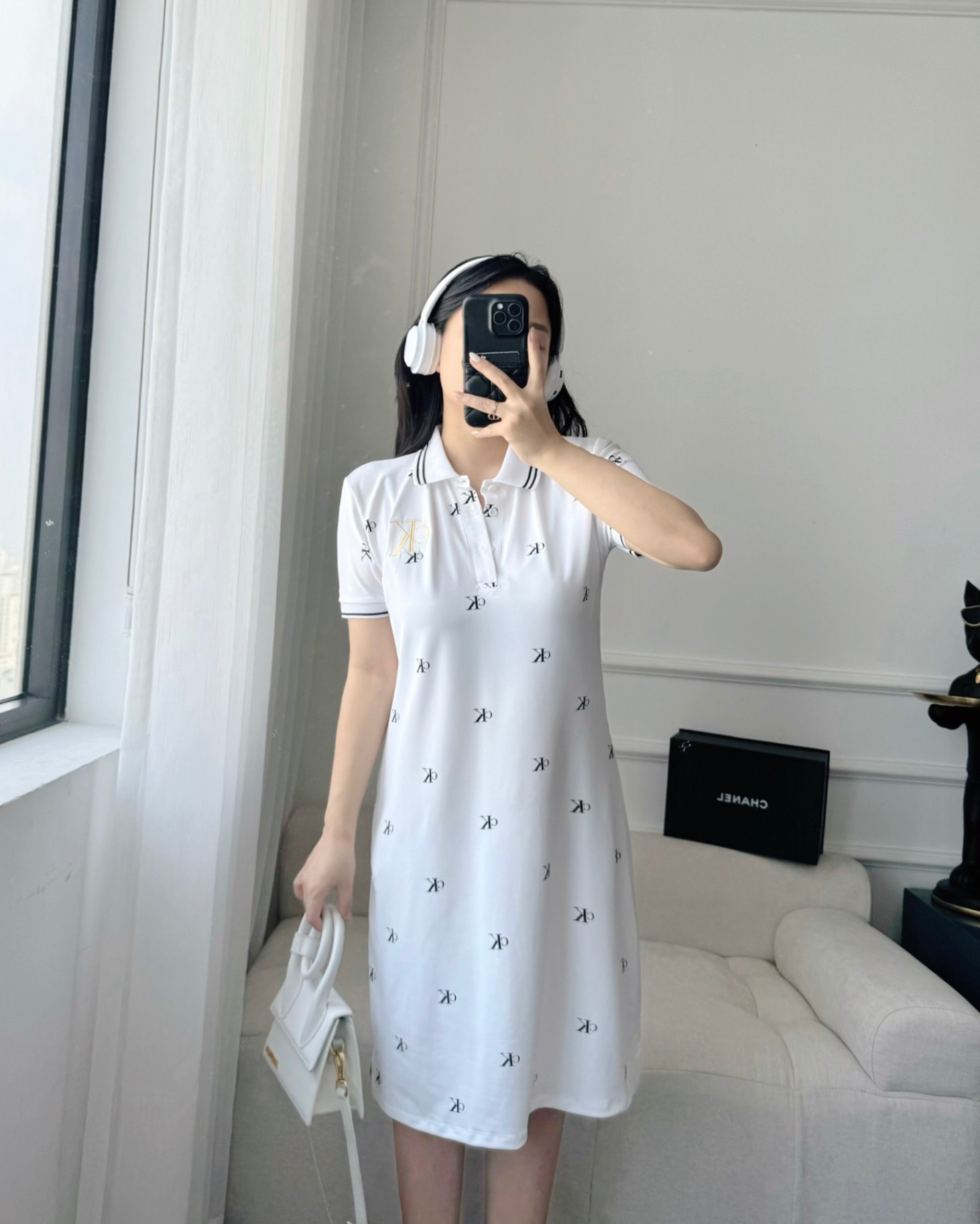 VÁY XUÔNG CK CỔ TRỤ 2 MÀU TRẮNG
