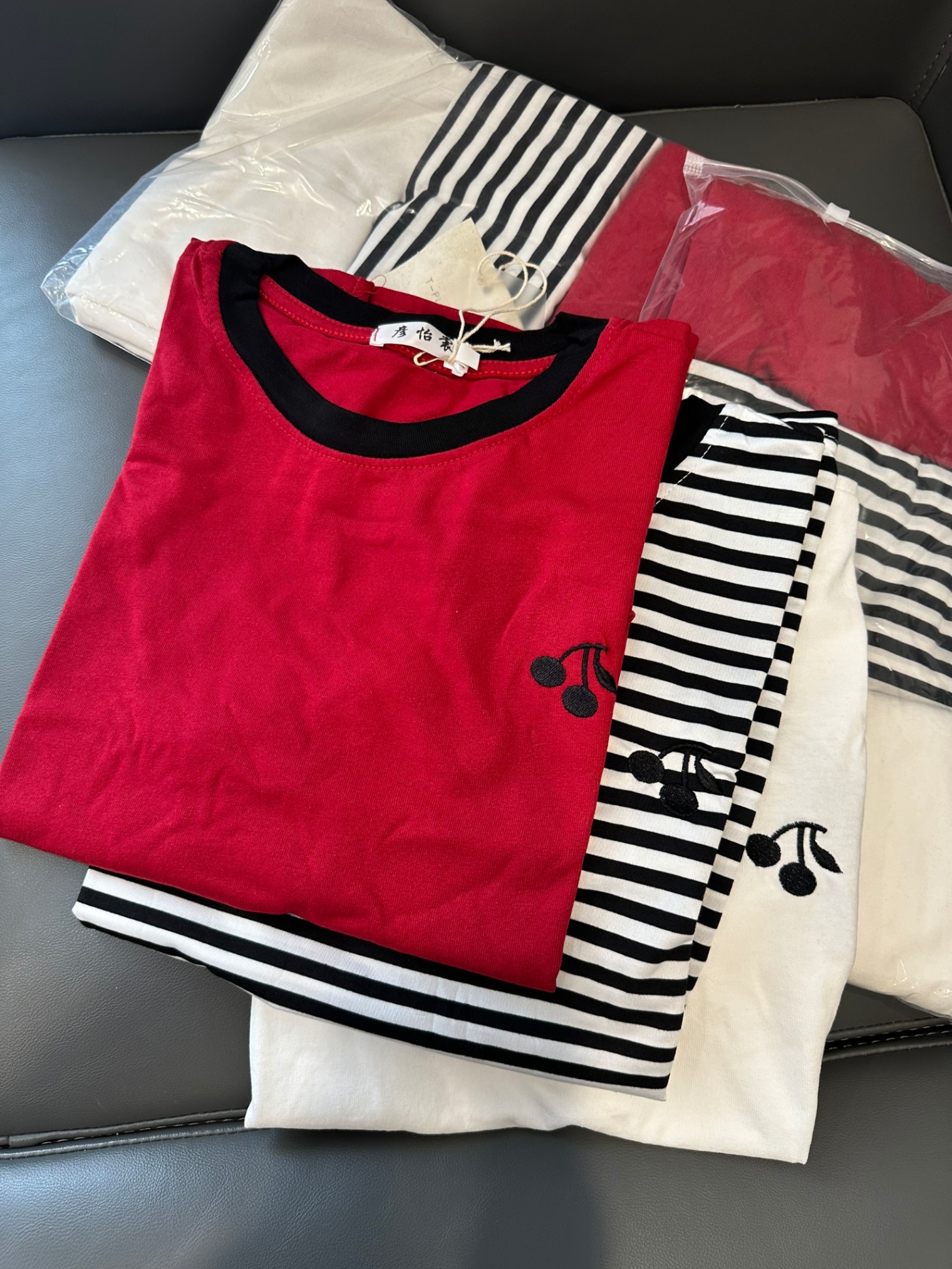 SET 3 ÁO THÊU CHERRY CHO NỮ