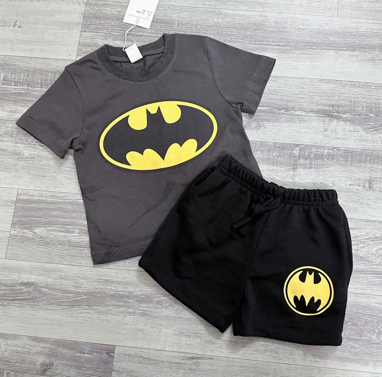 Set logo Batman vàng ghi bé trai VNXK