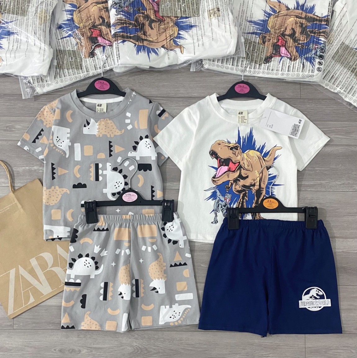 SET 2 BỘ KHỦNG LONG TRẮNG GHI BT