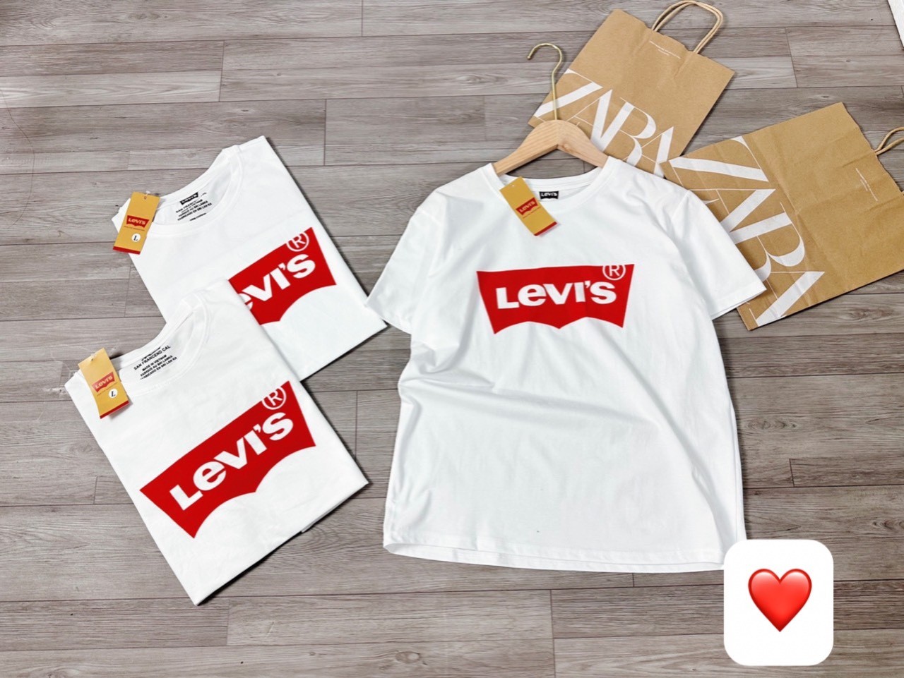 ÁO PHÔNG TRẮNG CHỮ ĐỎ LEVIS