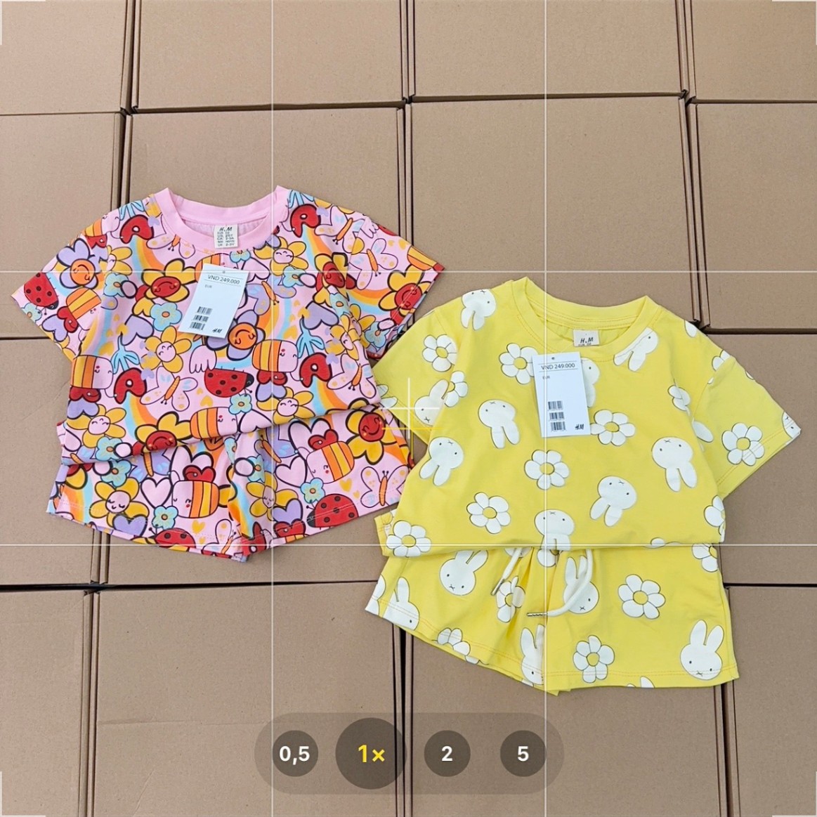SET 2B THỎ VÀNG/ HOA CAM HÀNG DƯ
