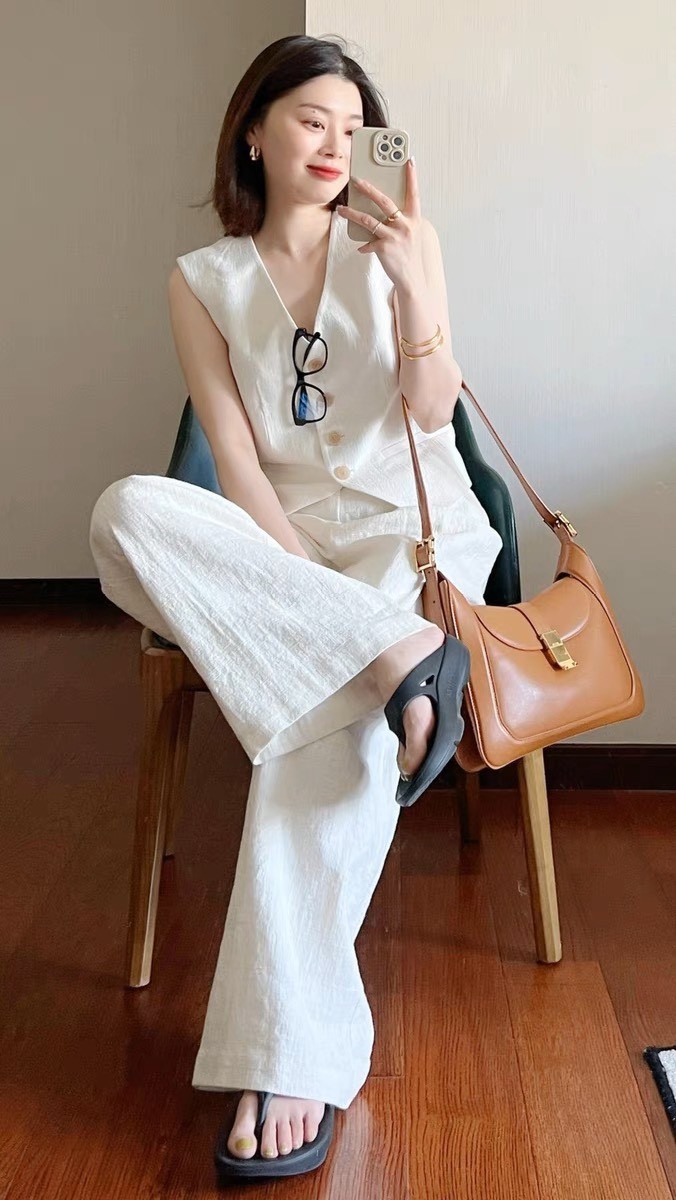 Set vest Thái xược
