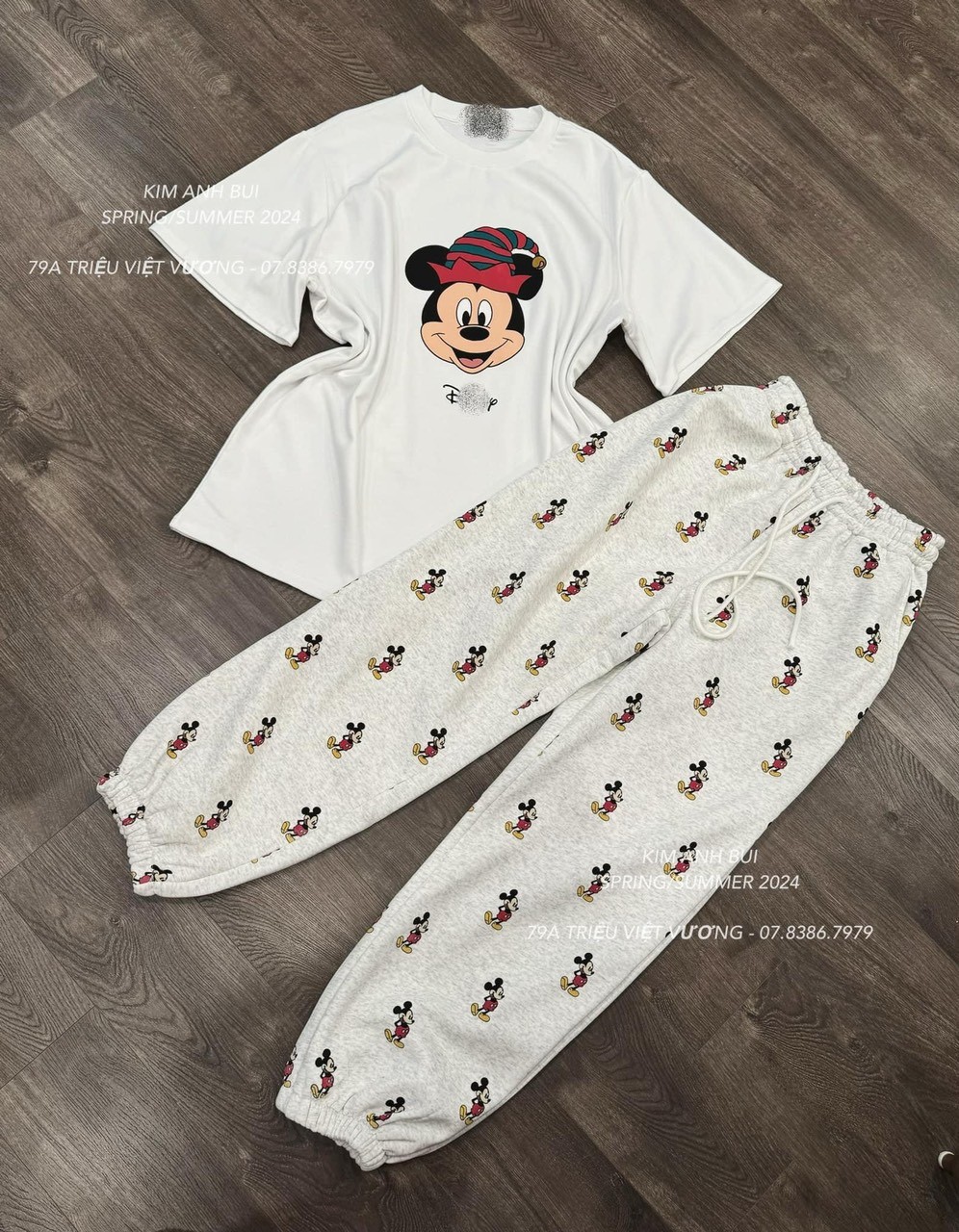 SET ÁO MICKEY TRẮNG ĐỘI MŨ NOEL