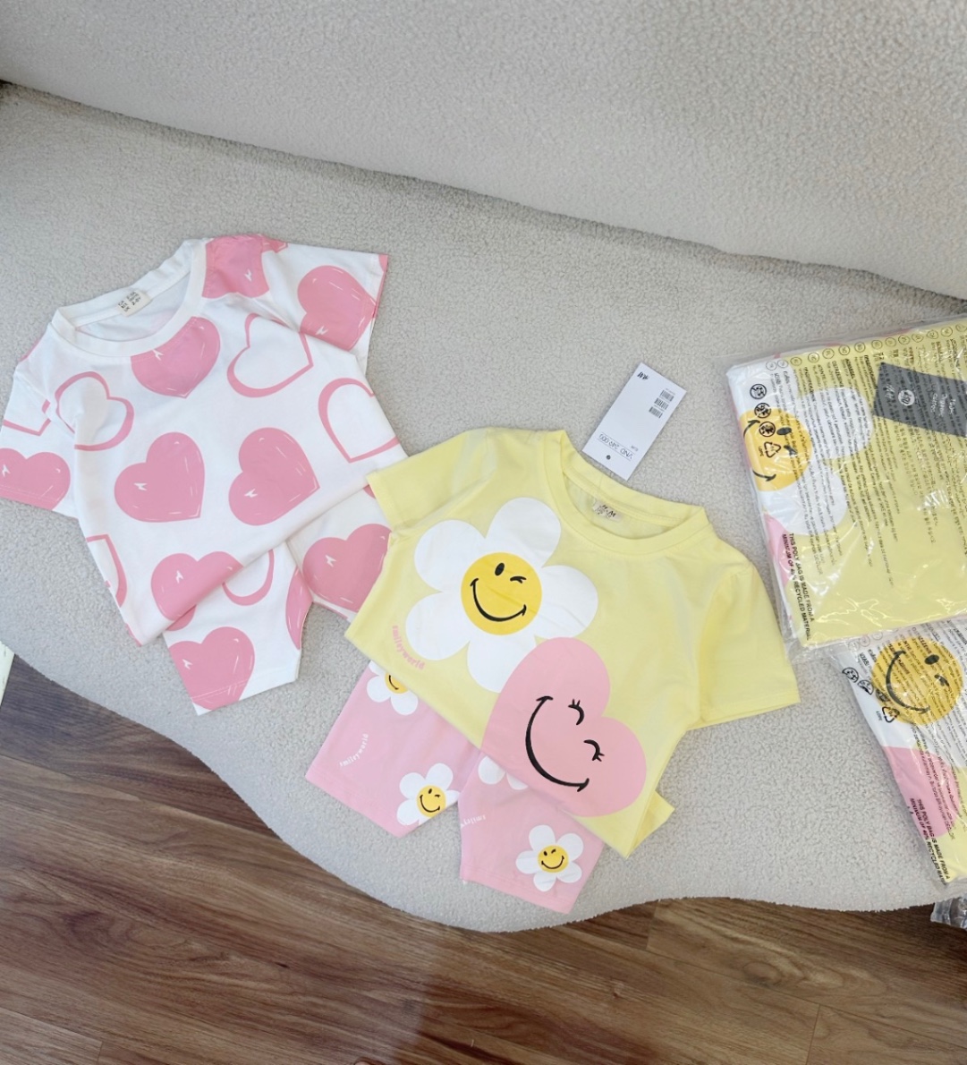 SET 2 BỘ TIM HỒNG MẶT CƯỜI