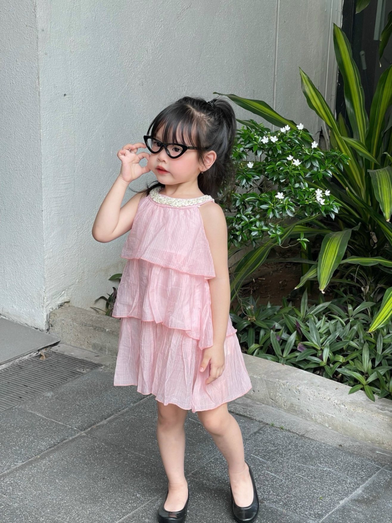 VÁY 3 TẦNG CỔ YẾM HỒNG PHẤN