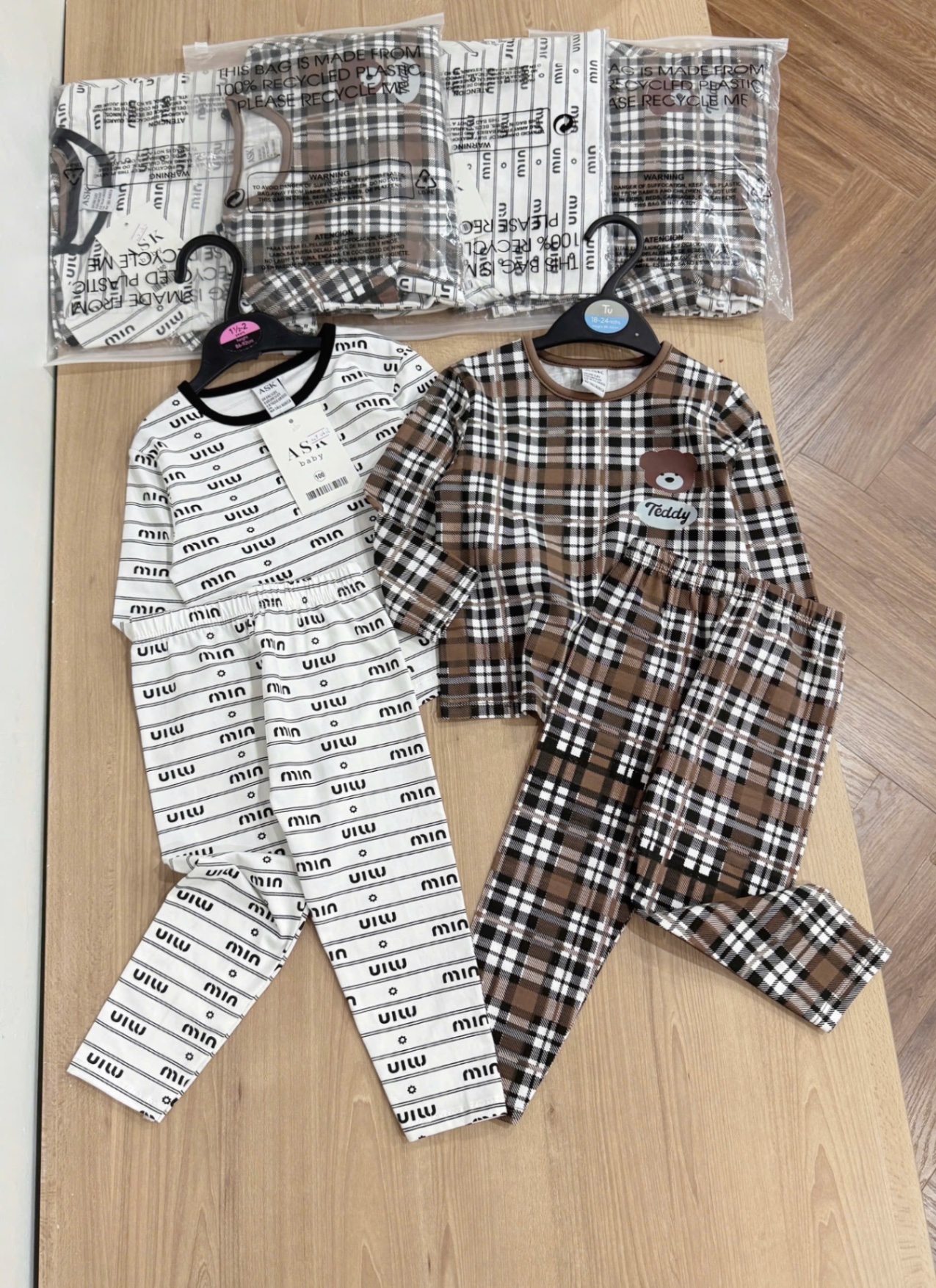 Set 2b min kẻ nâu