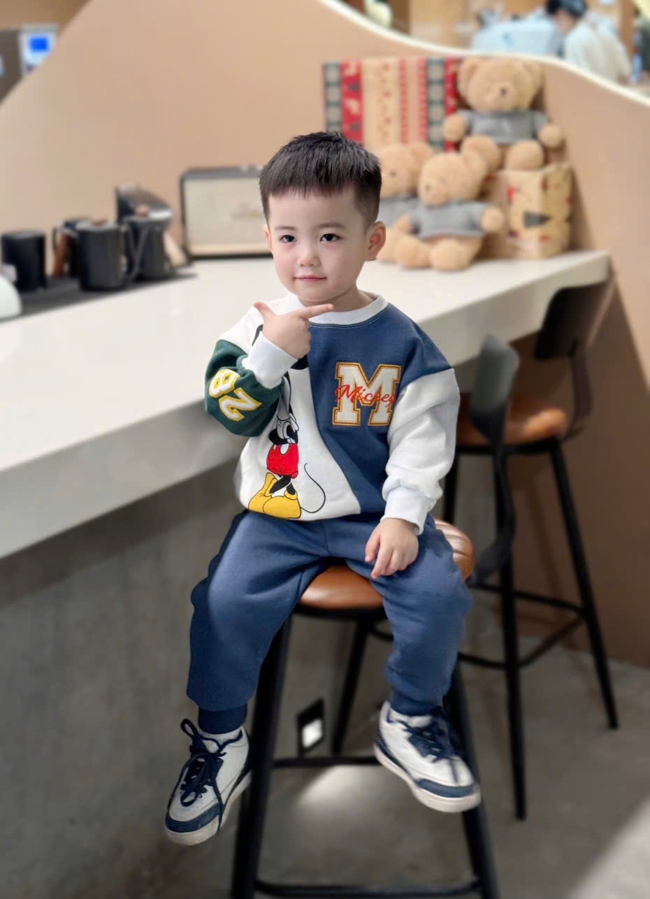 bộ nỉ mickey phối xanh lá