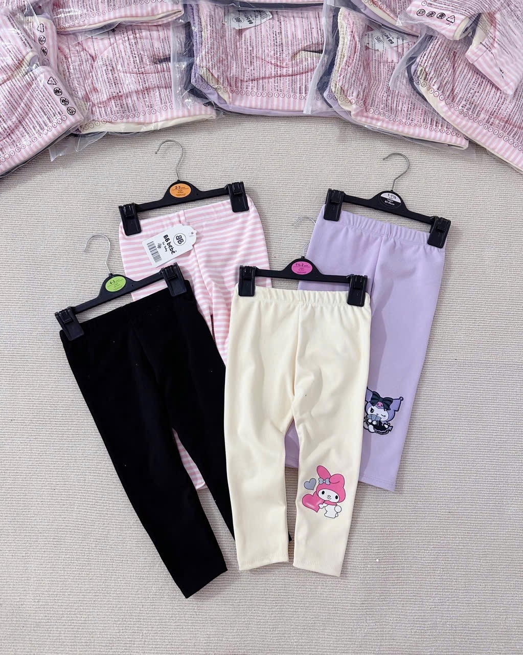 set 4q zip kuromi
