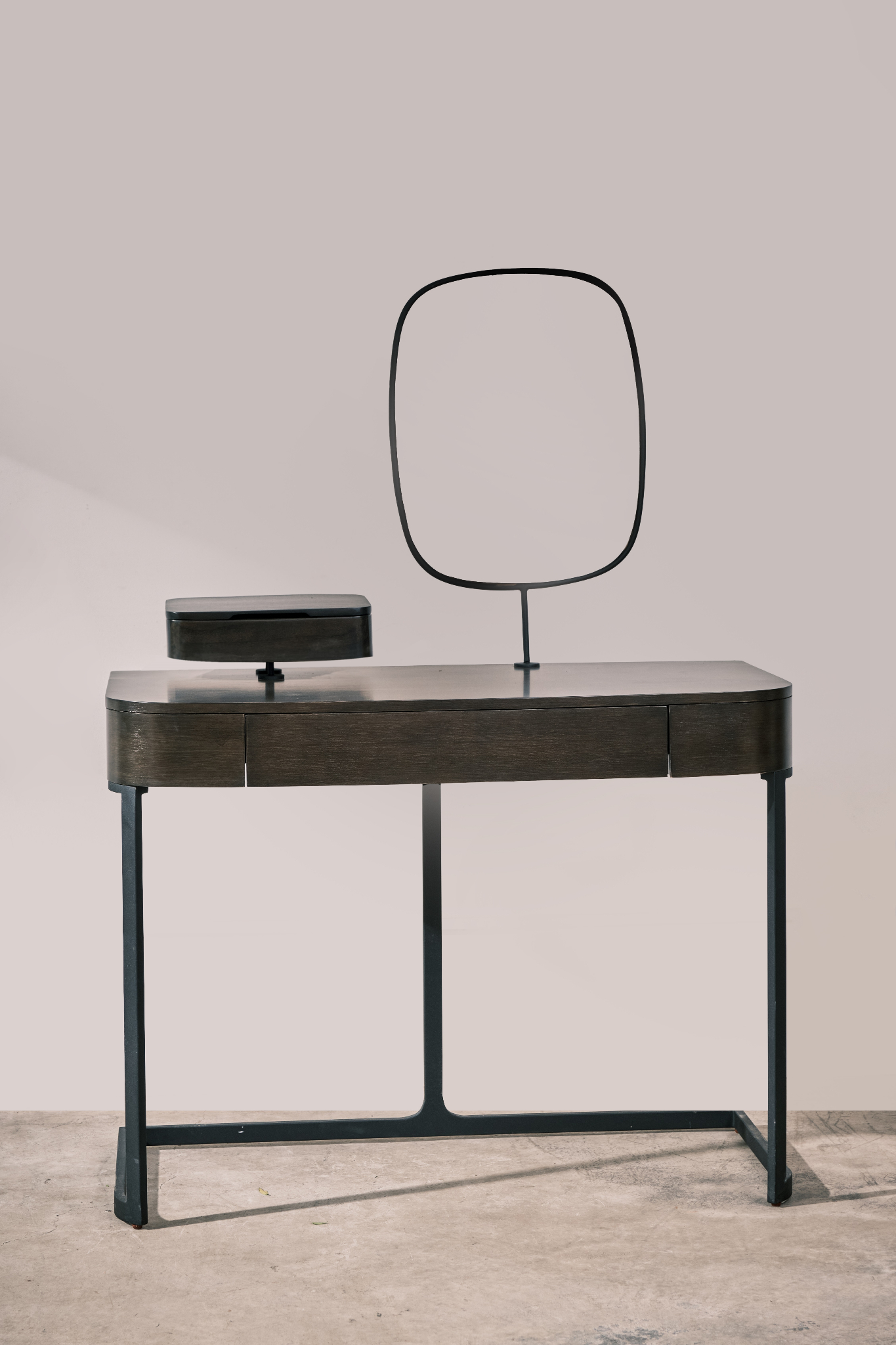 Dressing Table 5