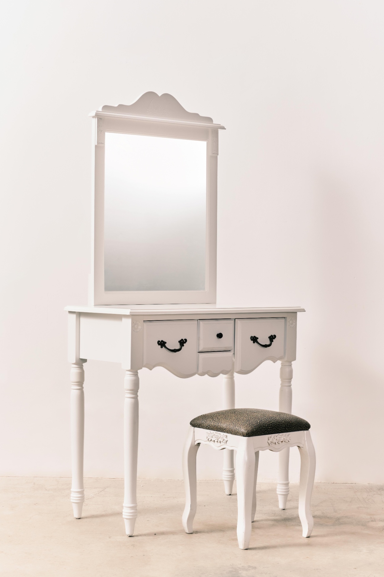 Dressing Table With Stool