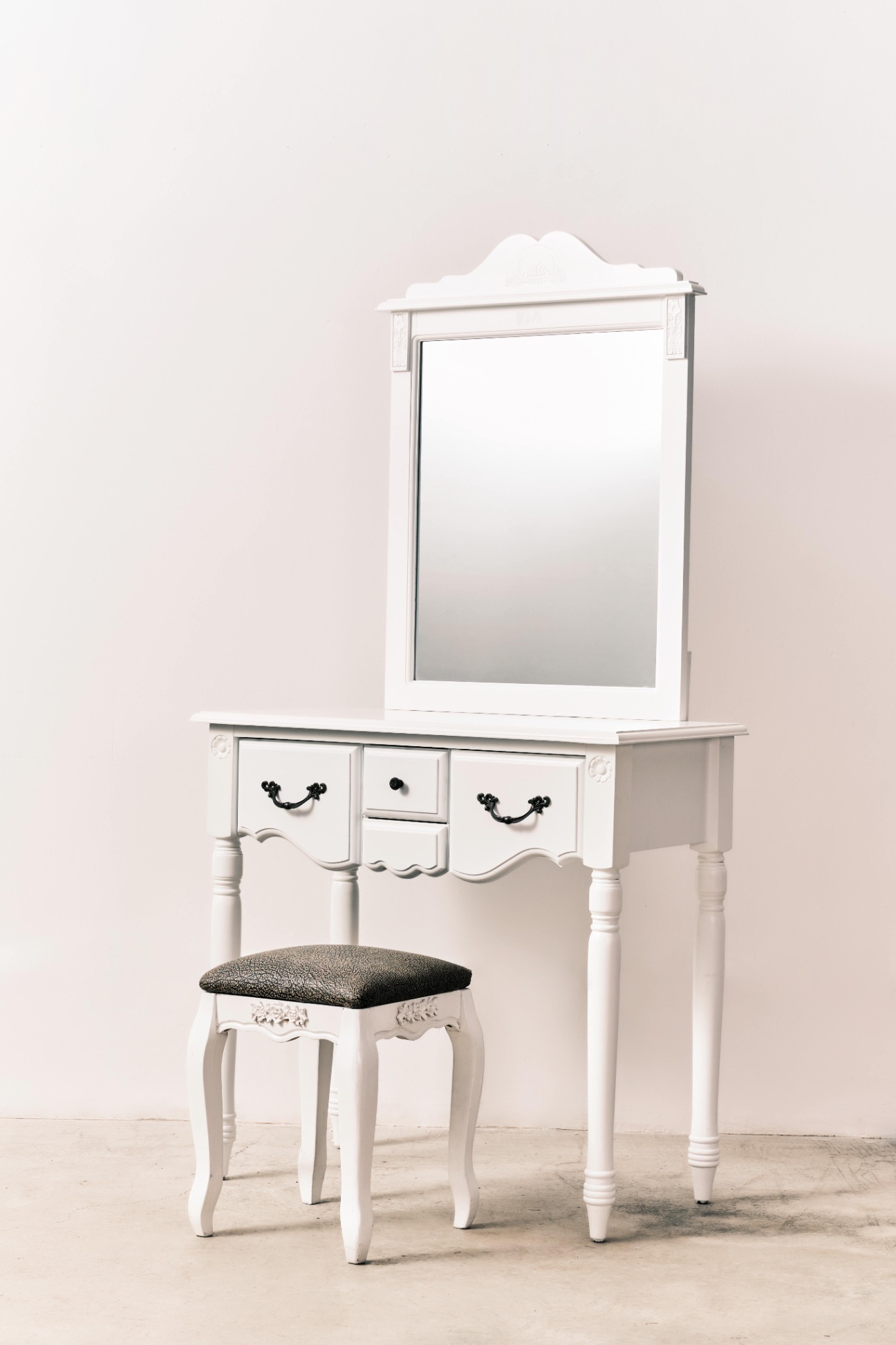 Dressing Table With Stool