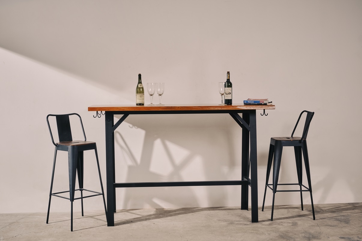 Rect Bar Table With 2 Edge Sides