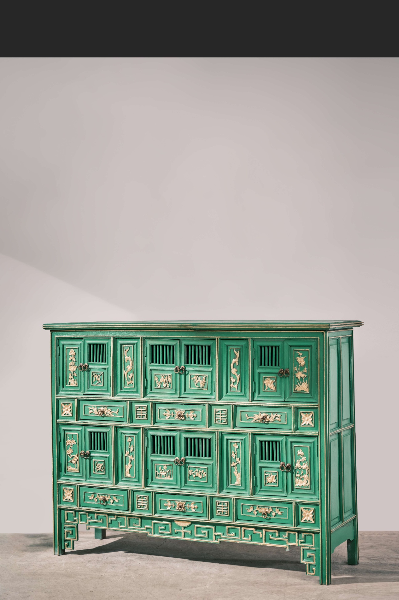 Traditional Vietnamese Displayed Cabinet