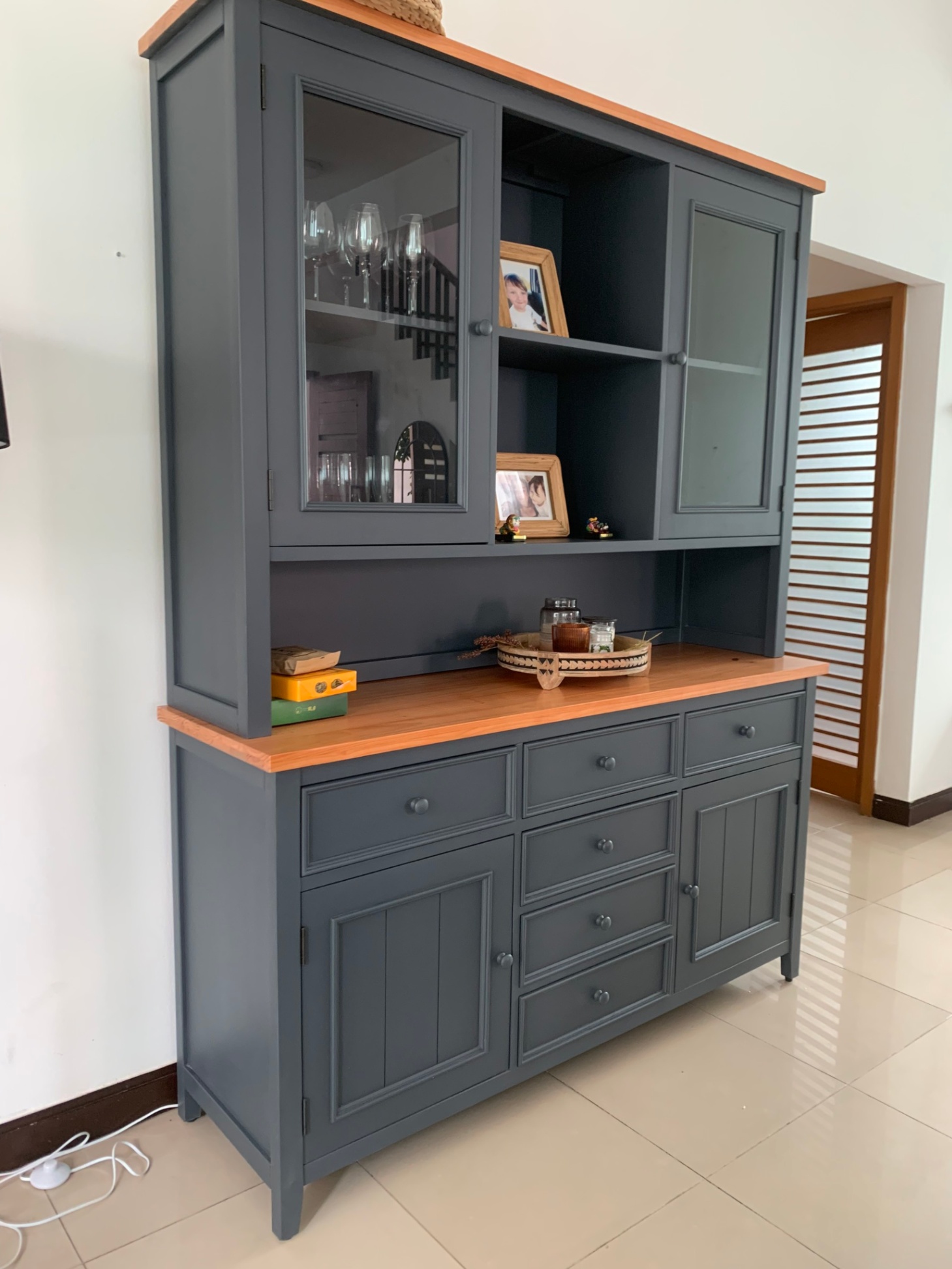 Buffet Cabinet 57