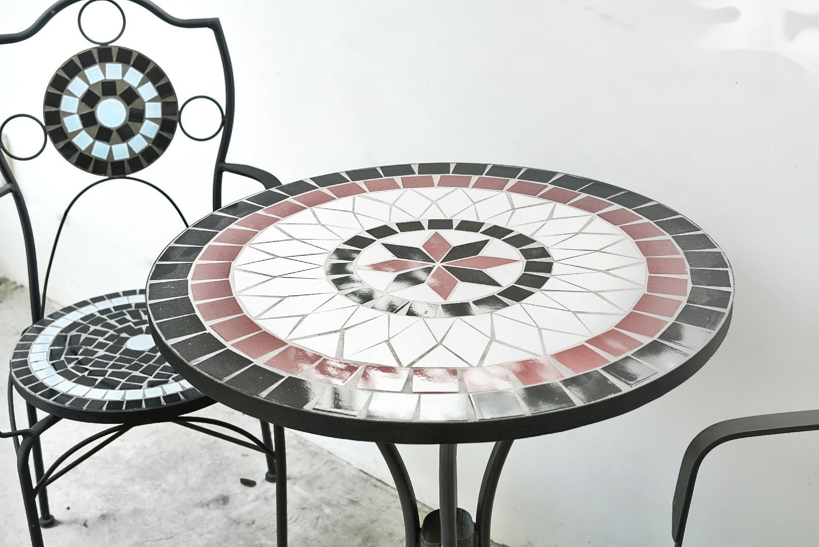 Outdoor Mosaic Set