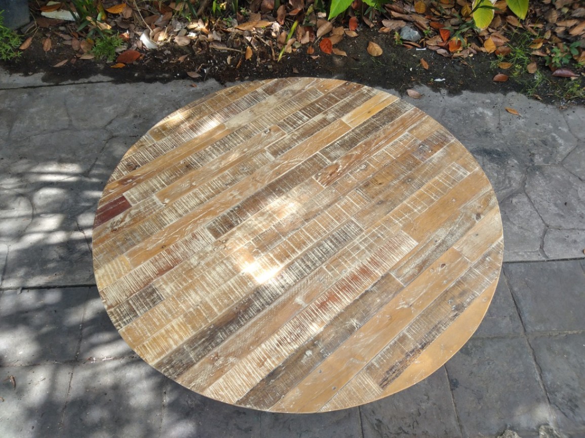 Round Coffee Table 28
